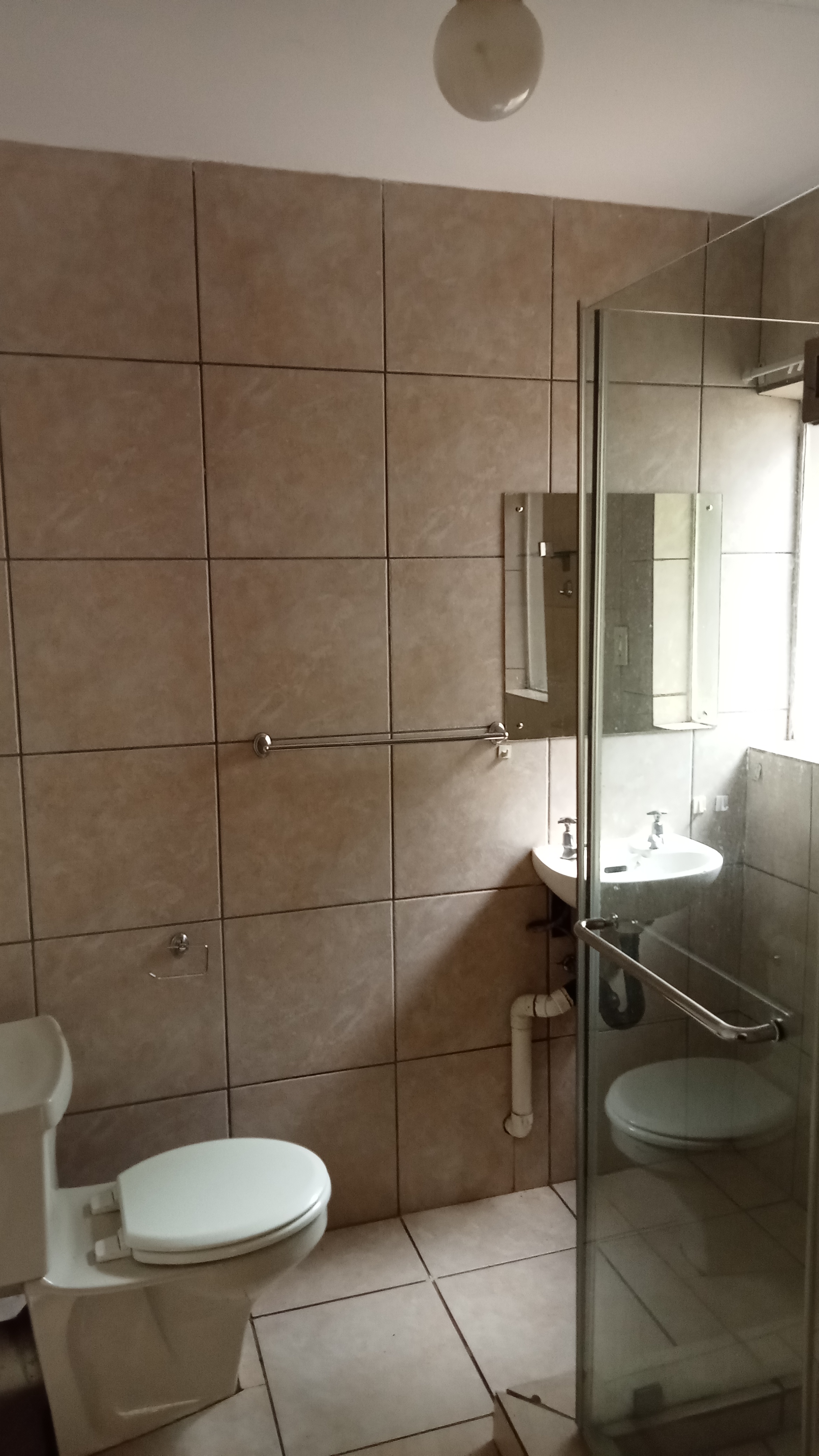 To Let 1 Bedroom Property for Rent in Glen Austin Gauteng