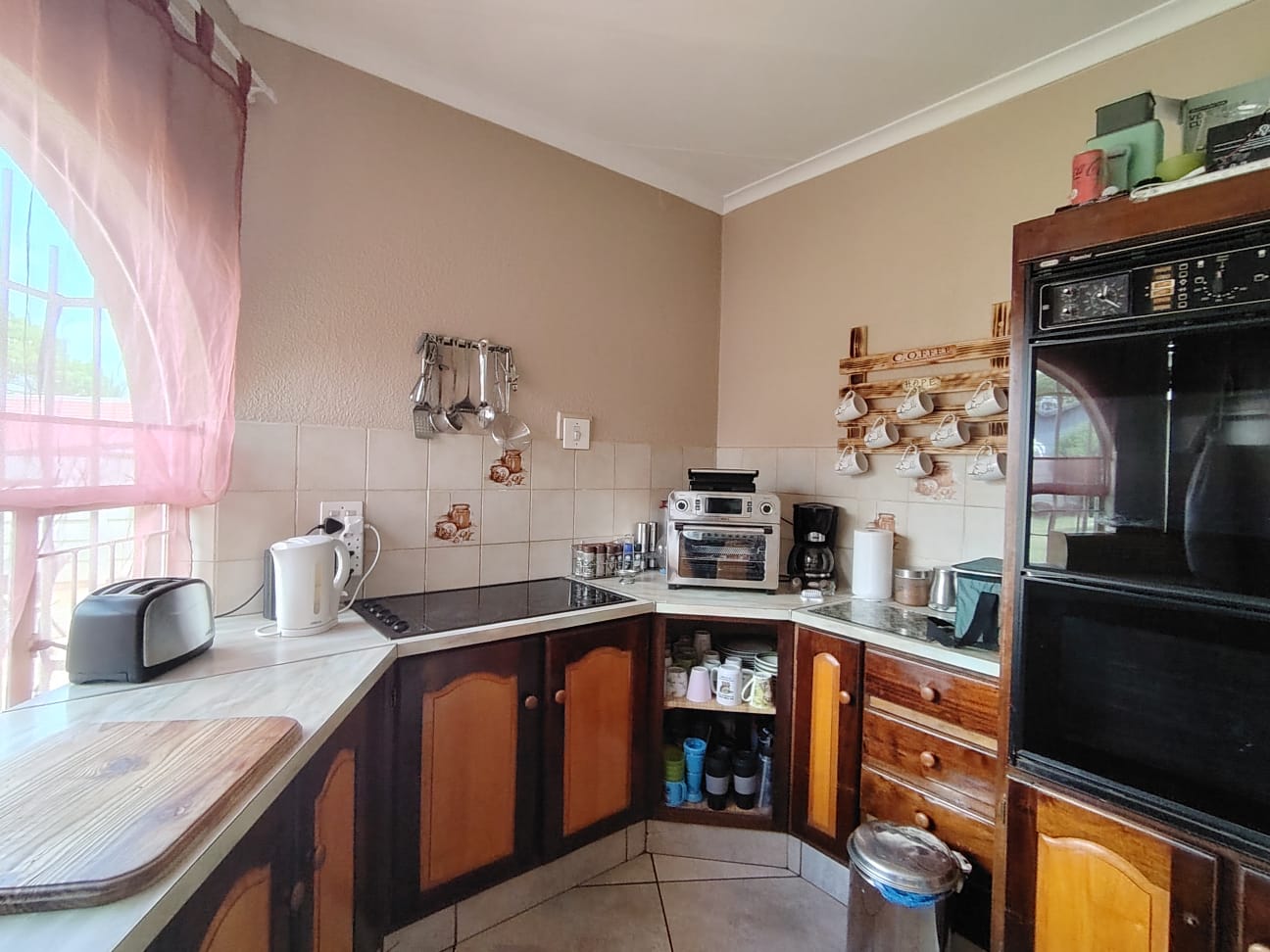 4 Bedroom Property for Sale in Brackendowns Gauteng