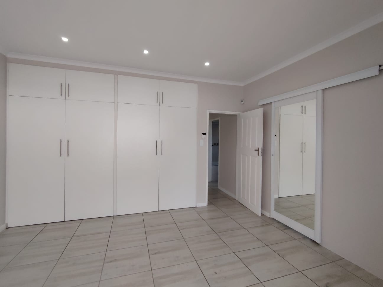 2 Bedroom Property for Sale in Brackendowns Gauteng