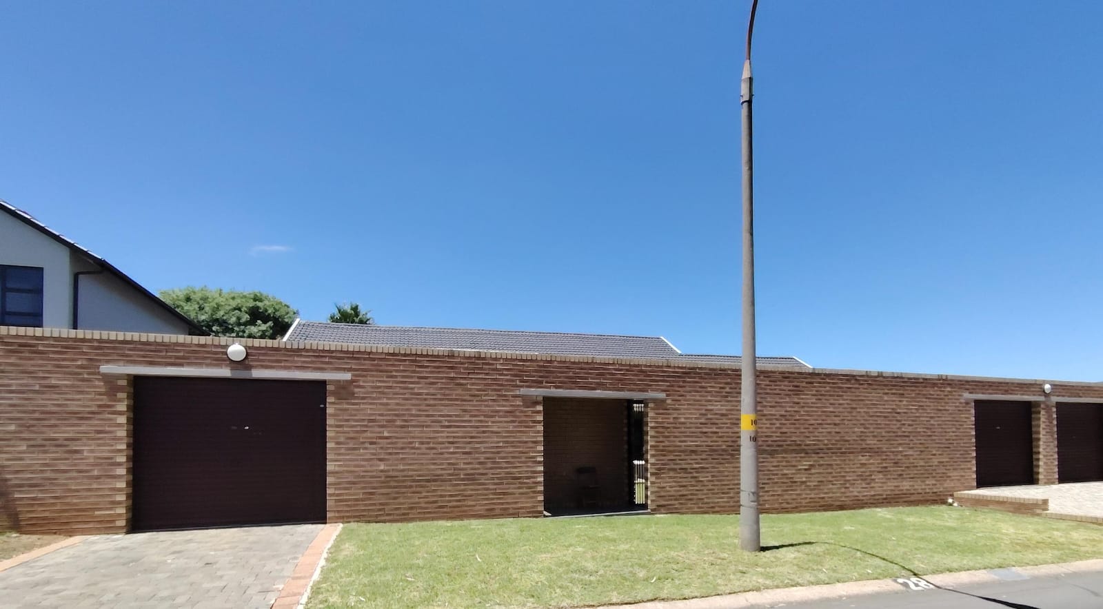 2 Bedroom Property for Sale in Brackendowns Gauteng