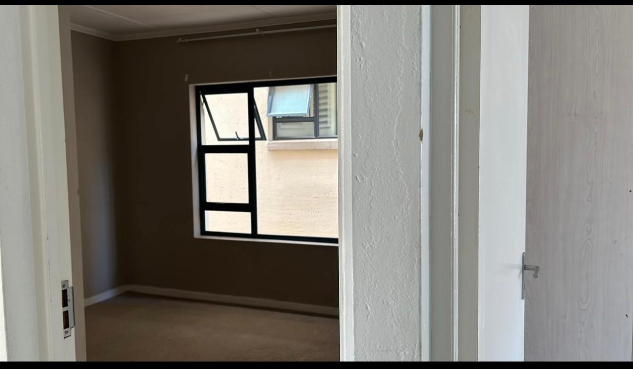 To Let 3 Bedroom Property for Rent in Lonehill Gauteng