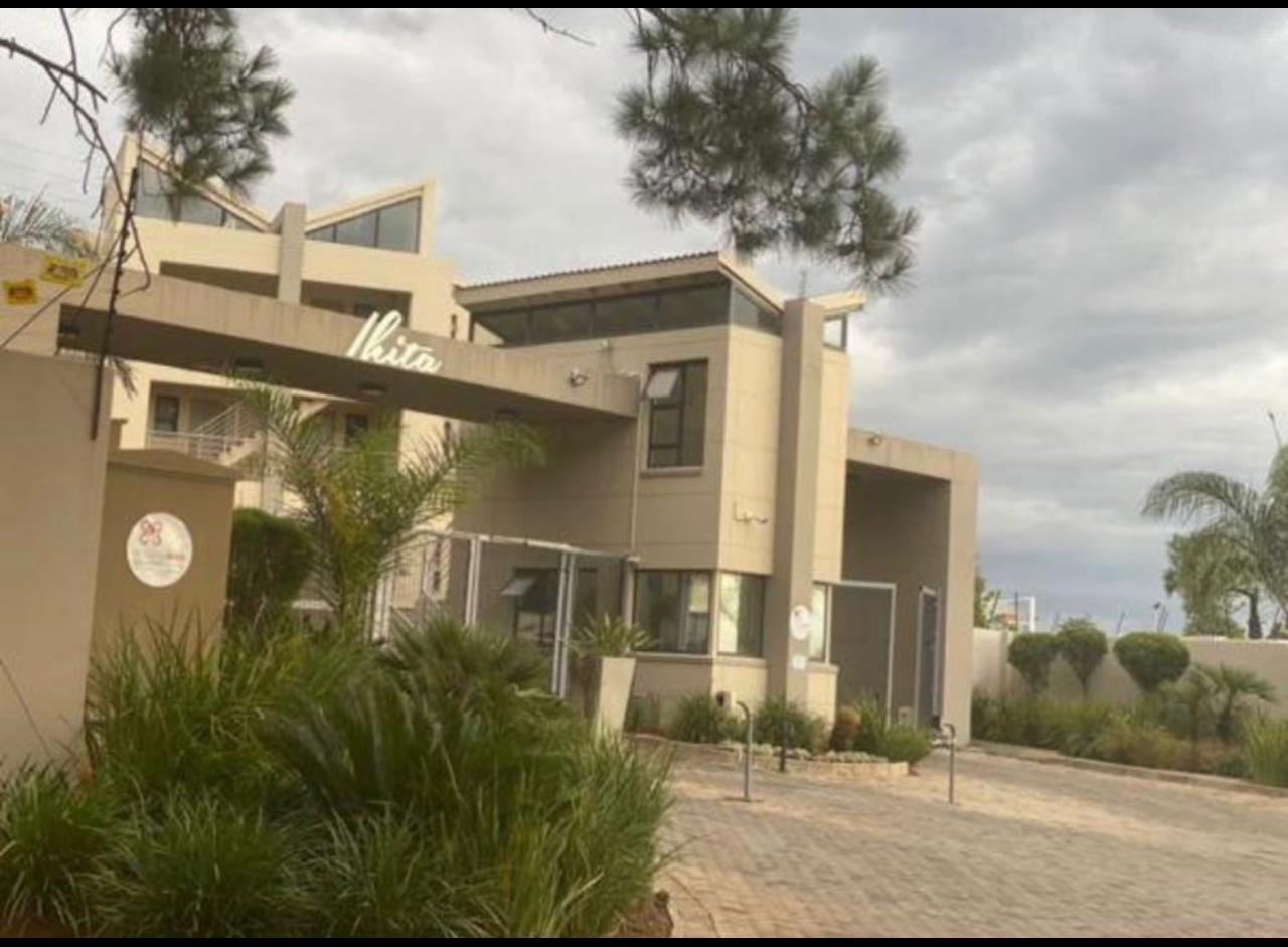 To Let 3 Bedroom Property for Rent in Lonehill Gauteng