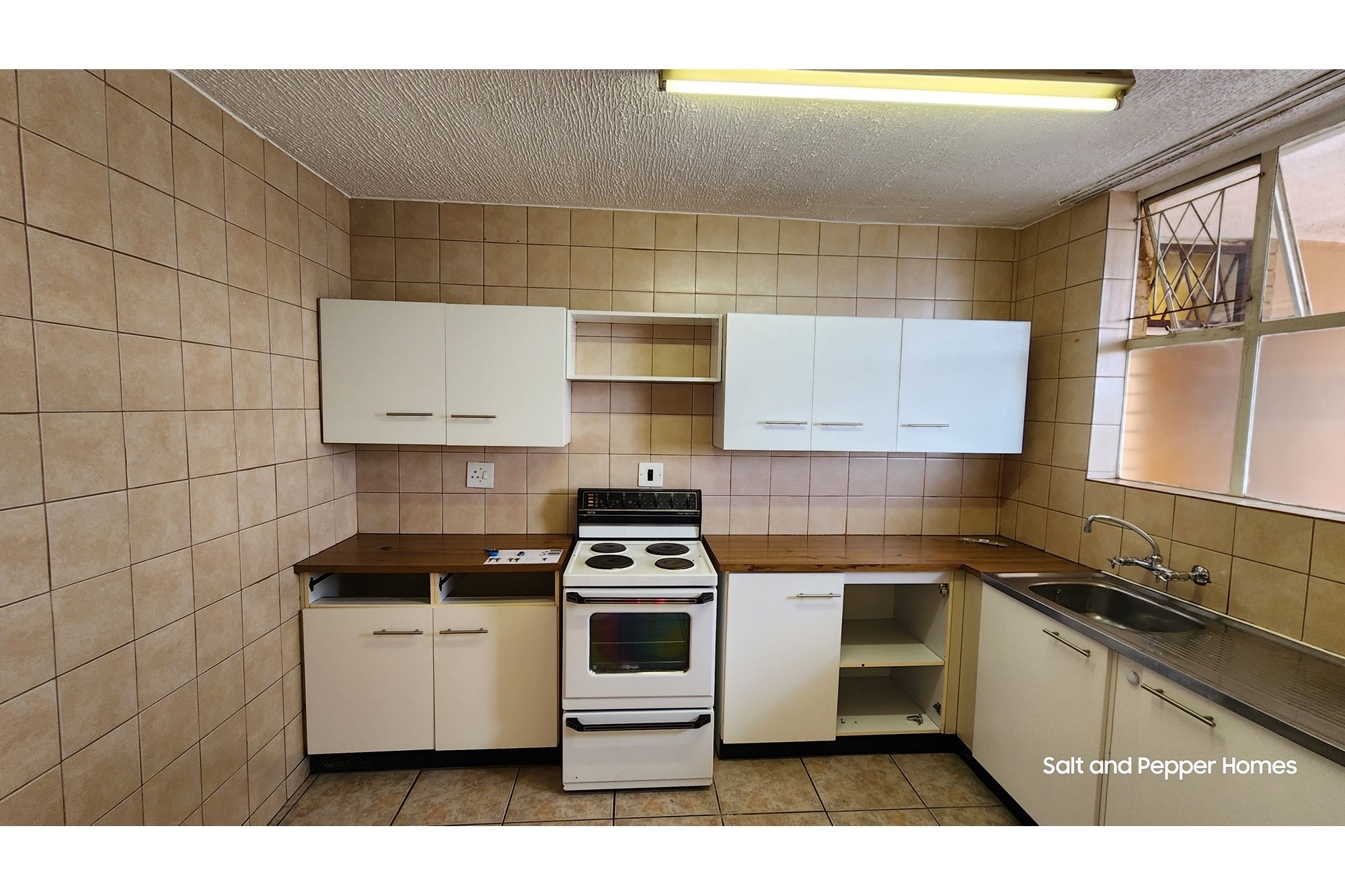 To Let 2 Bedroom Property for Rent in Queenswood Gauteng