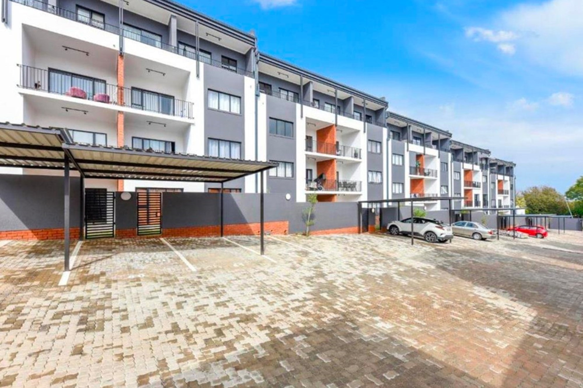 To Let 2 Bedroom Property for Rent in Bryanston Gauteng