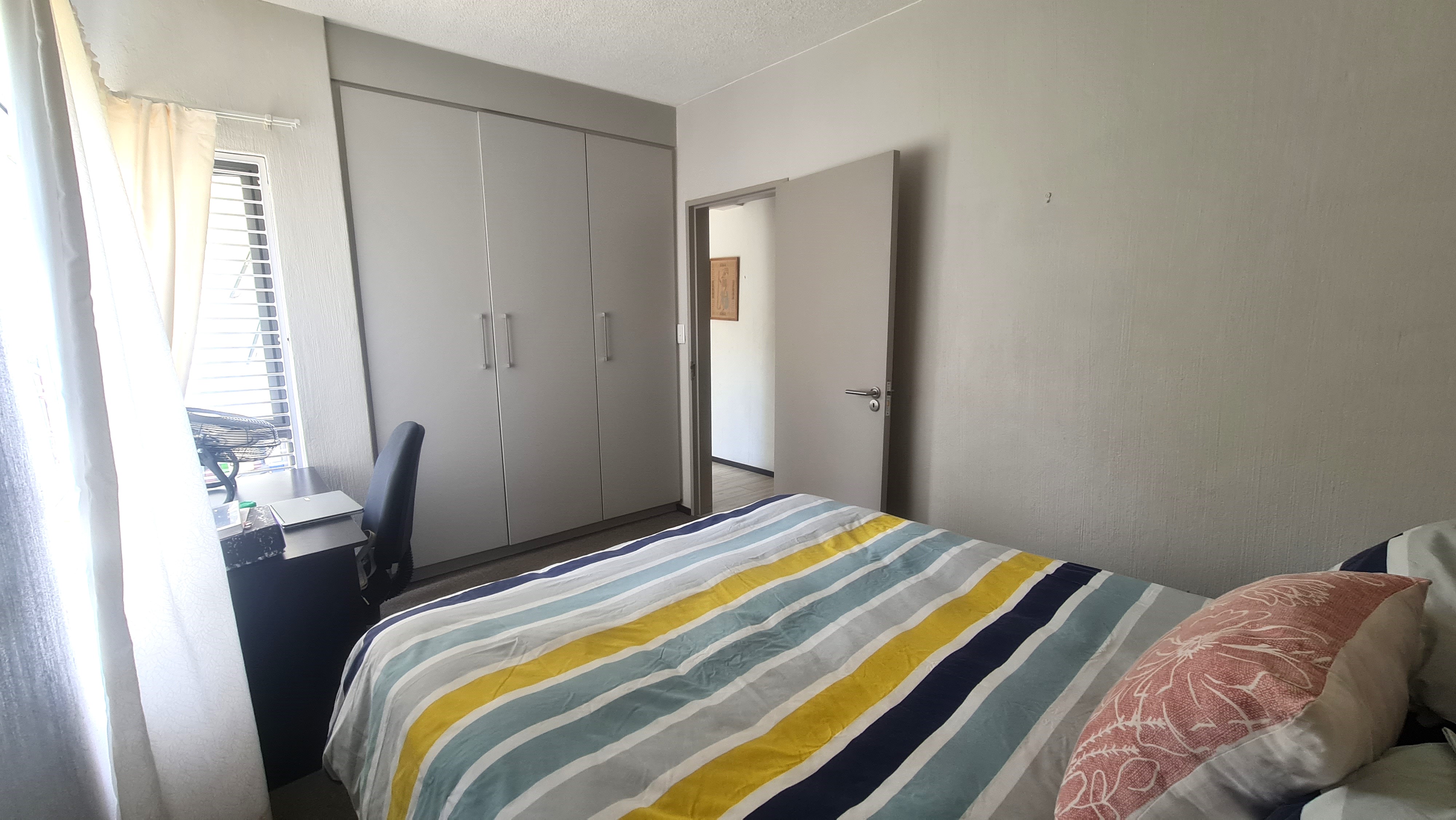 To Let 2 Bedroom Property for Rent in Broadacres Gauteng