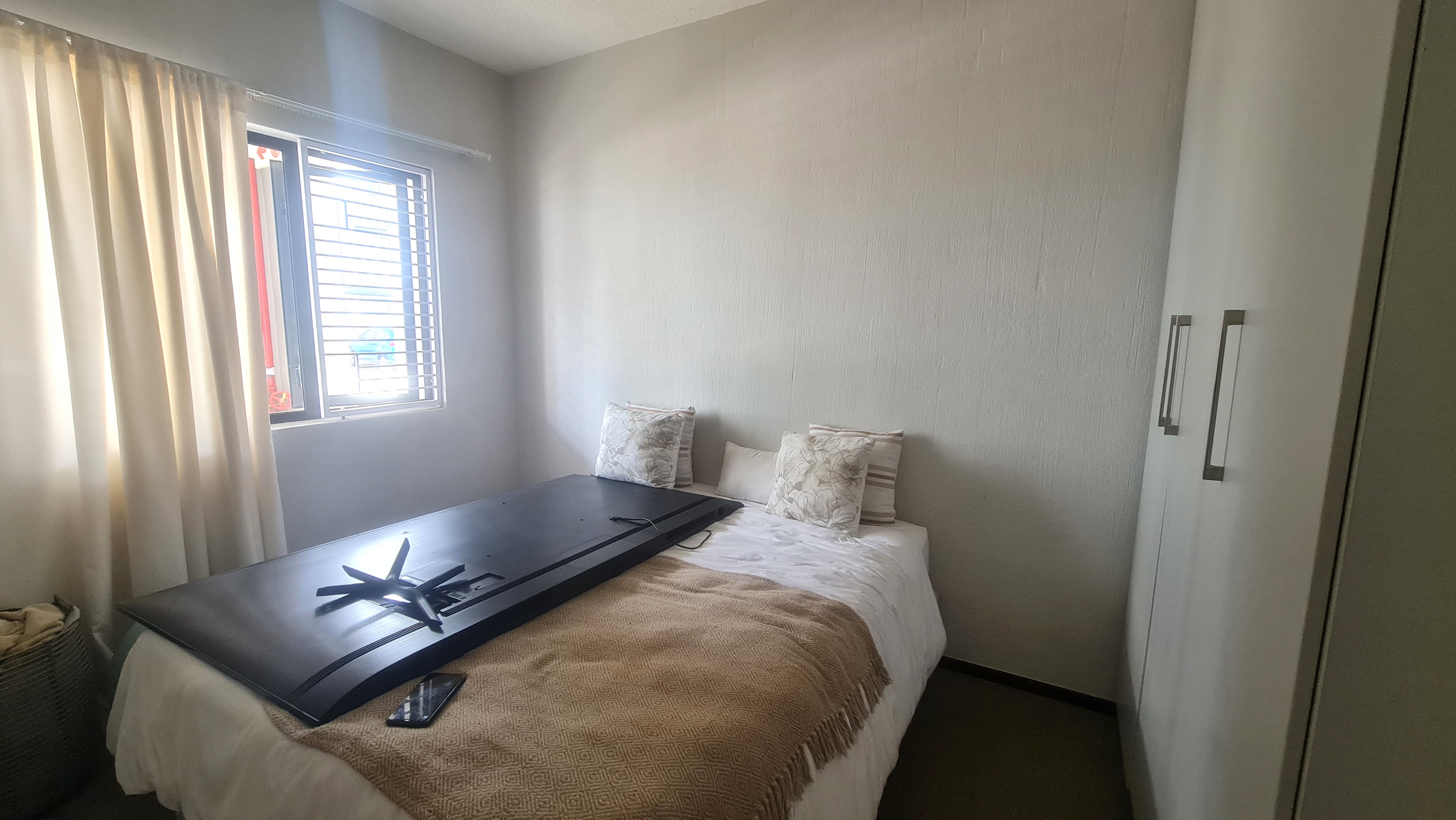 To Let 2 Bedroom Property for Rent in Broadacres Gauteng