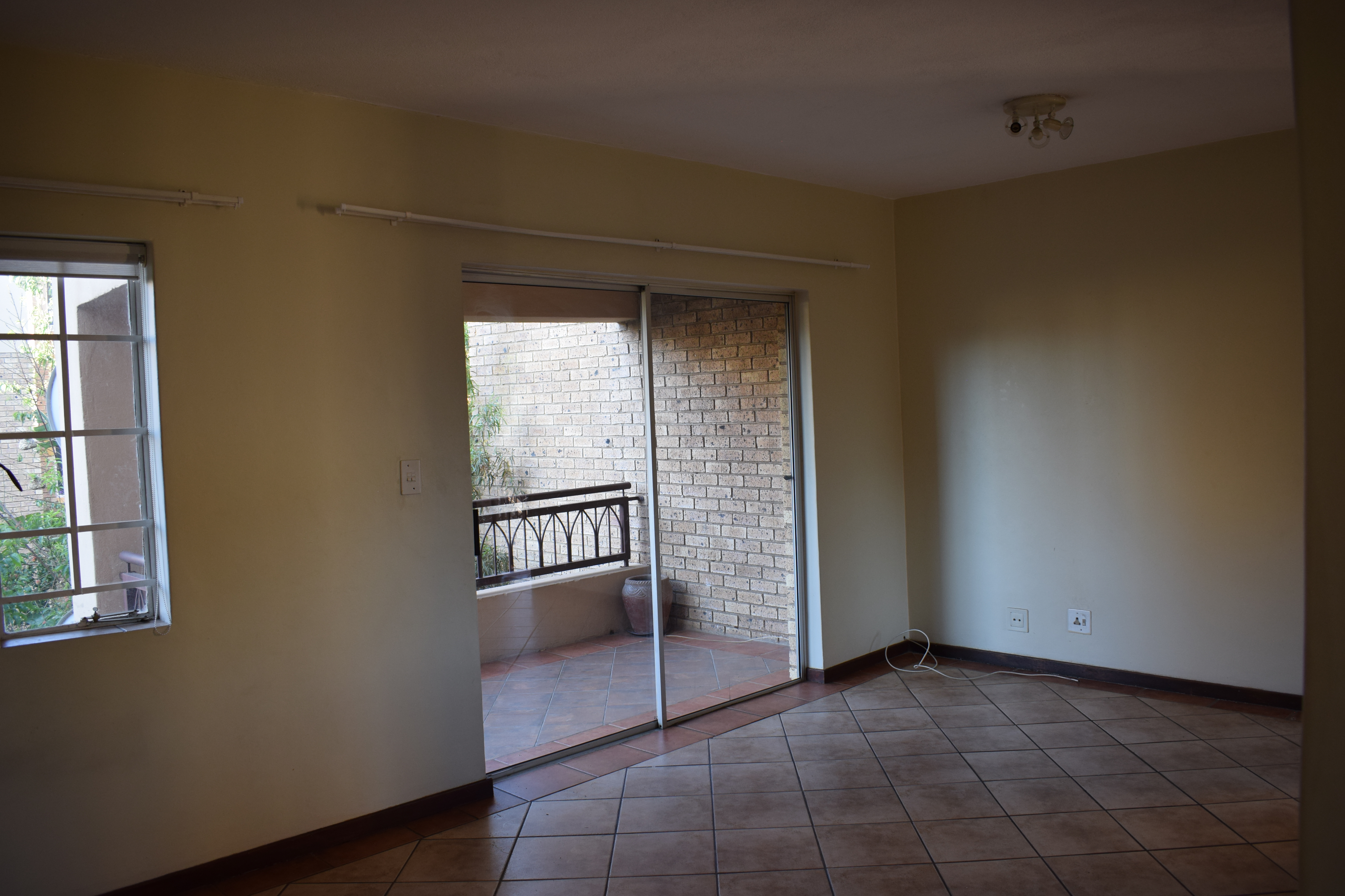 2 Bedroom Property for Sale in Eco Park Gauteng