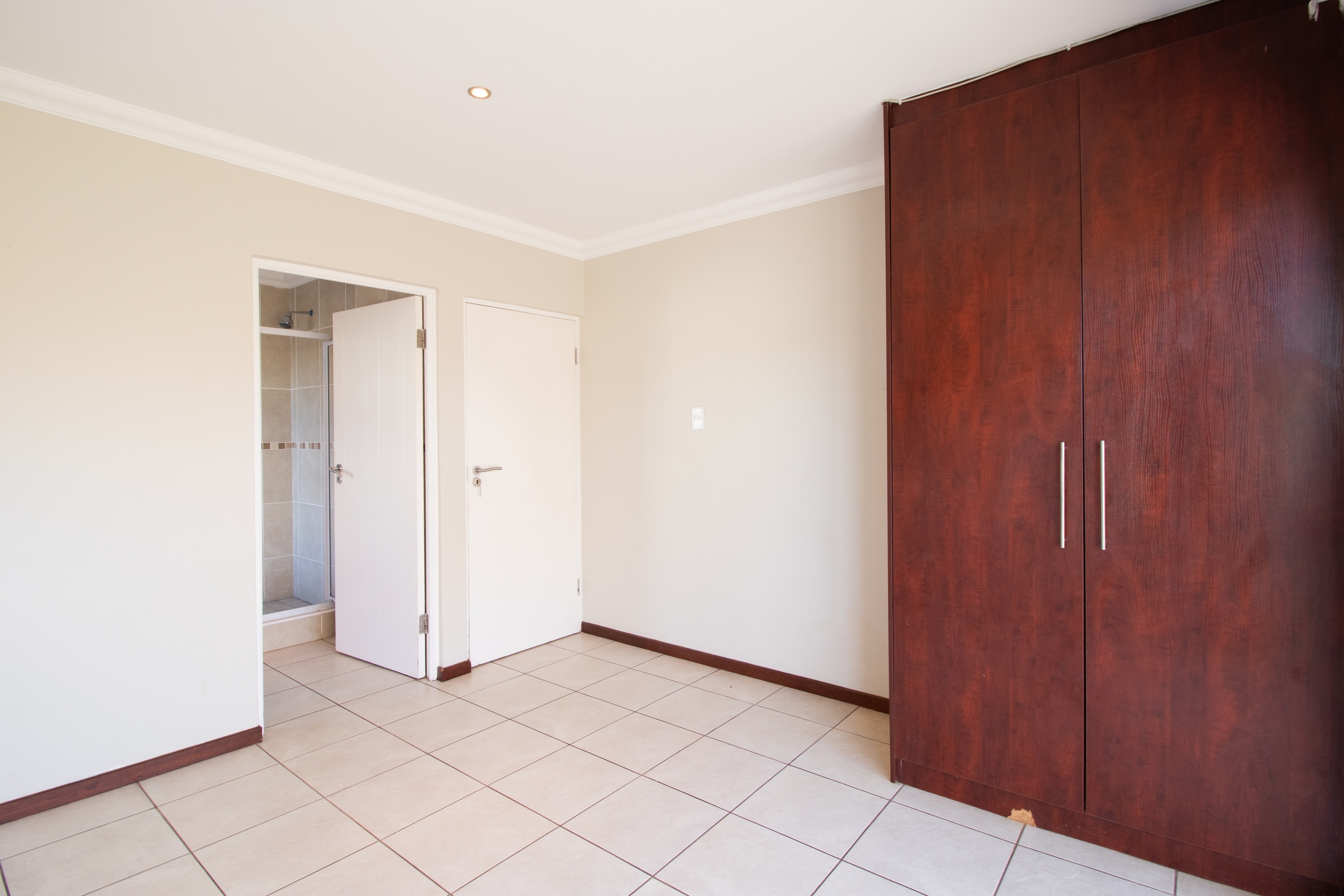 To Let 4 Bedroom Property for Rent in Rietvalleirand Gauteng