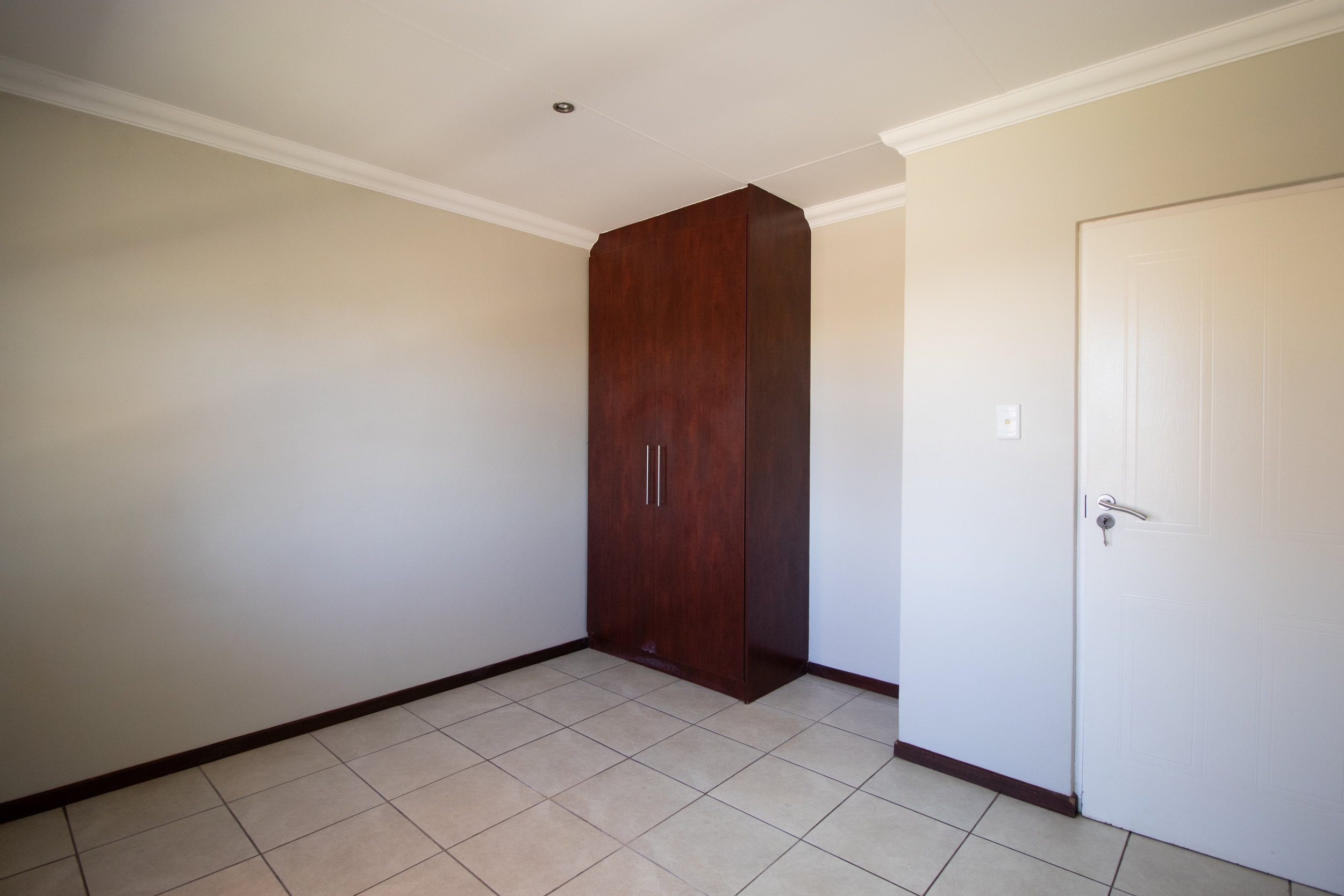 To Let 4 Bedroom Property for Rent in Rietvalleirand Gauteng