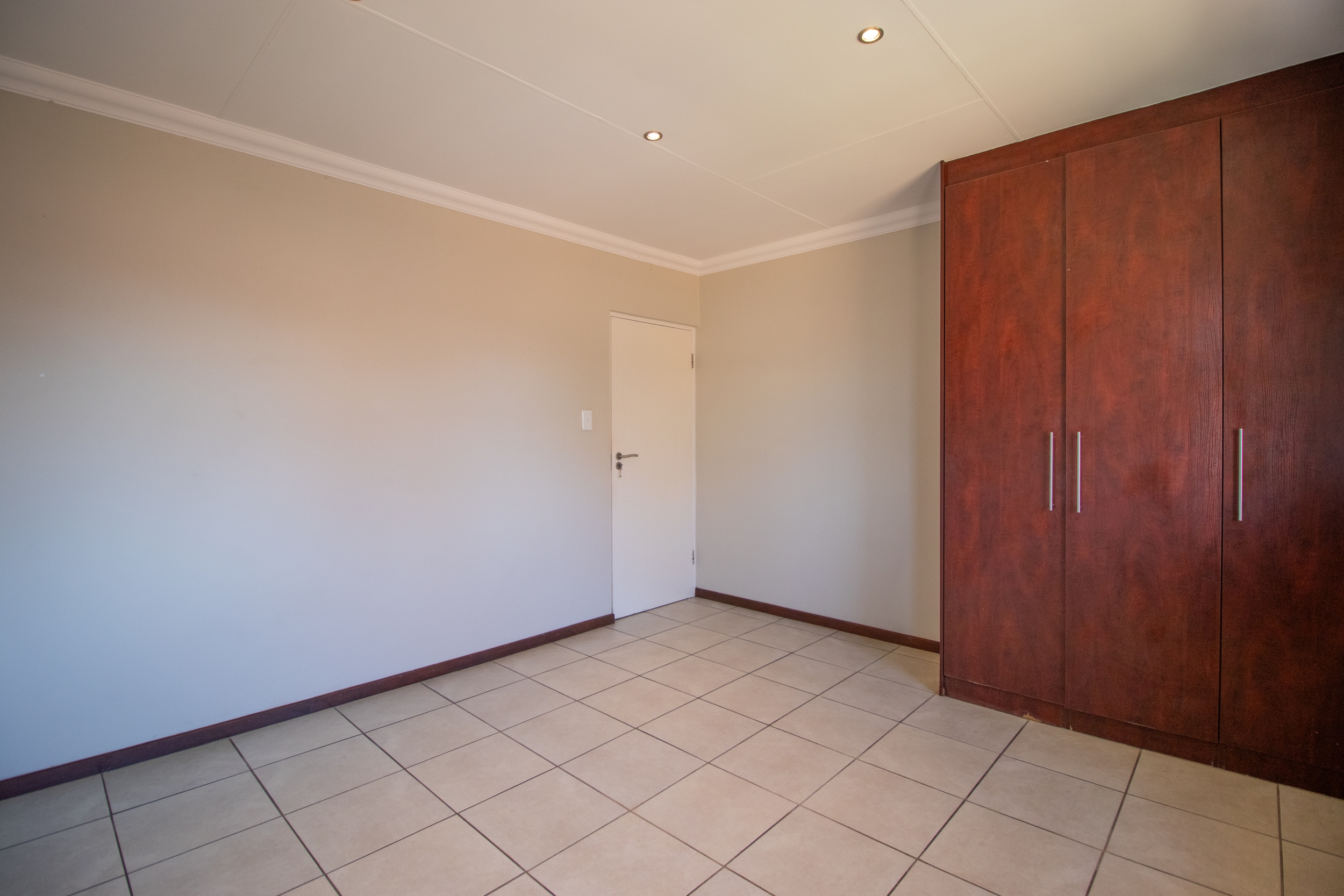 To Let 4 Bedroom Property for Rent in Rietvalleirand Gauteng