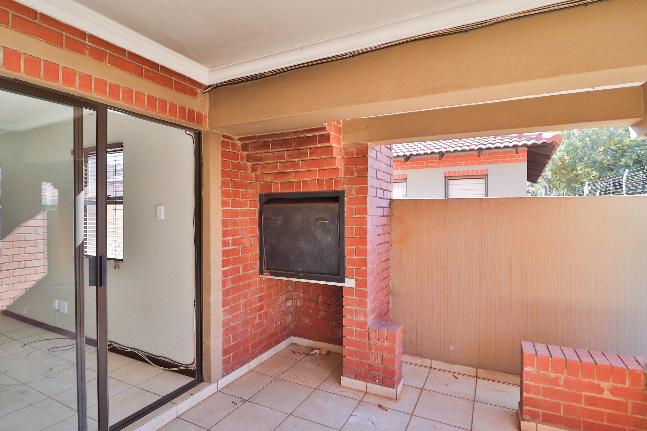 To Let 4 Bedroom Property for Rent in Rietvalleirand Gauteng