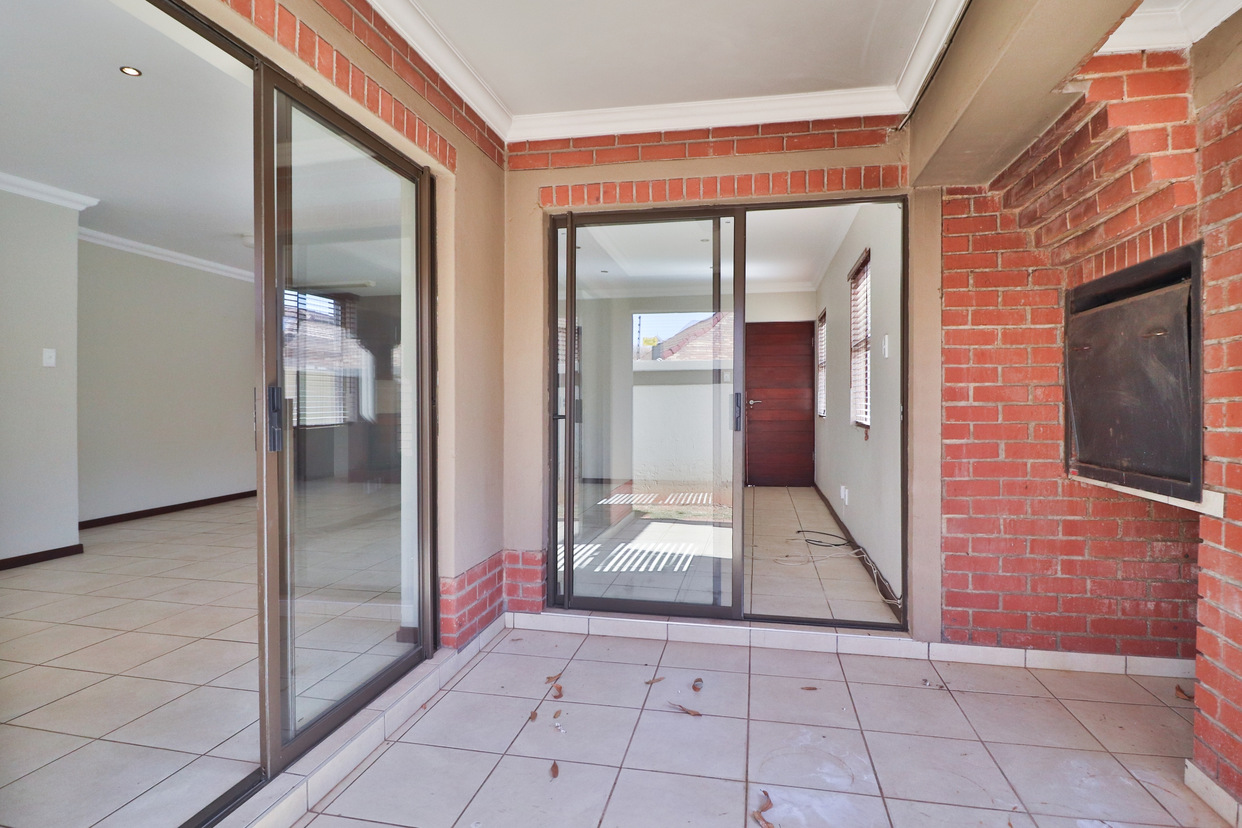 To Let 4 Bedroom Property for Rent in Rietvalleirand Gauteng