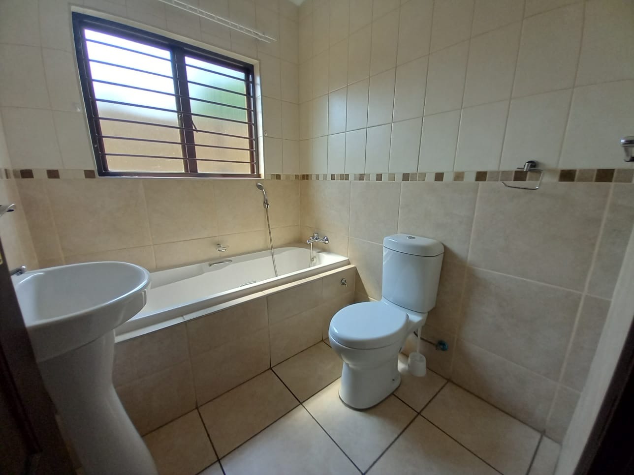 To Let 2 Bedroom Property for Rent in Dalview Gauteng