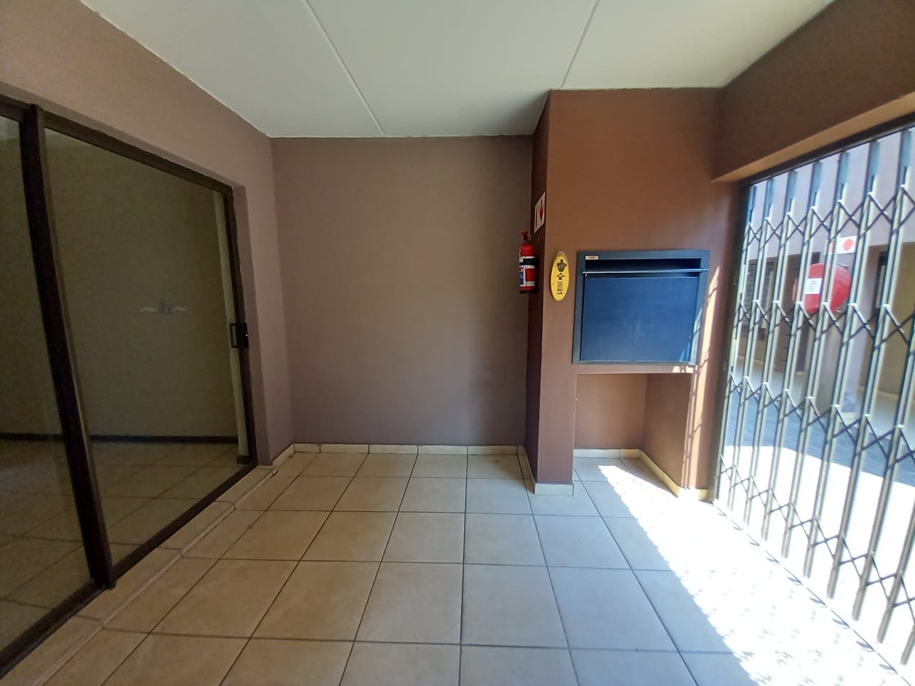 To Let 2 Bedroom Property for Rent in Dalview Gauteng