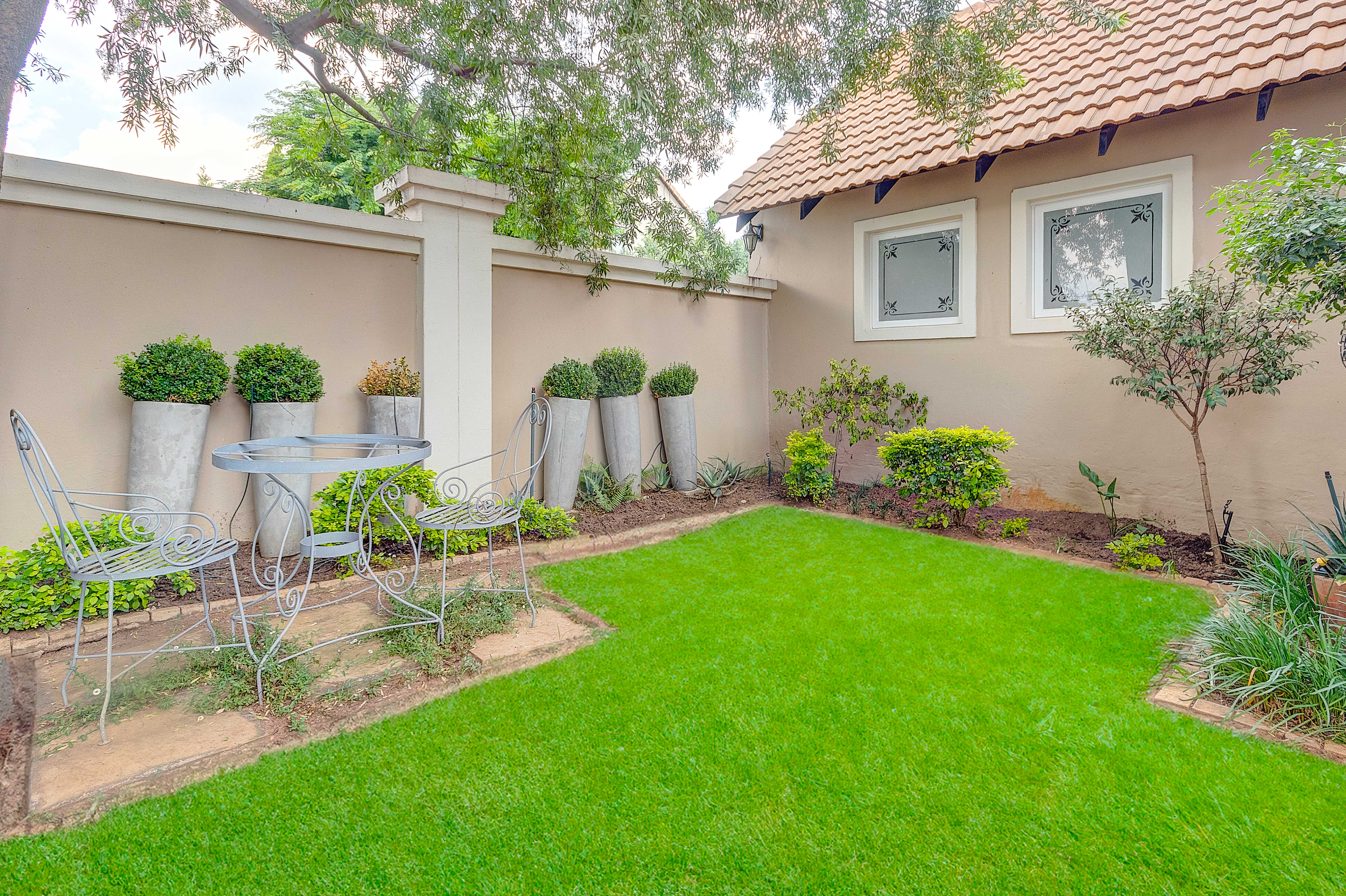 3 Bedroom Property for Sale in Broadacres Gauteng