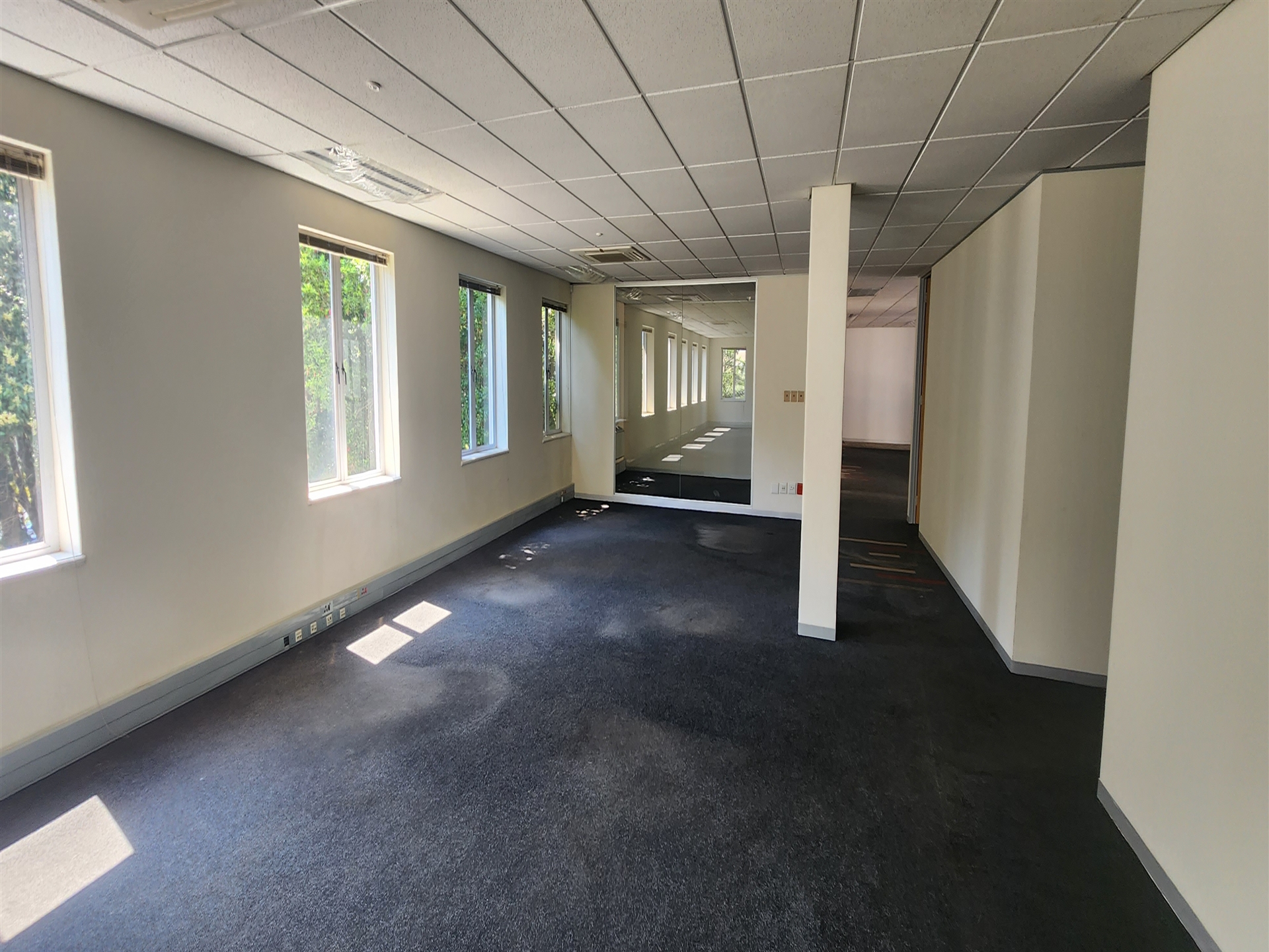 To Let commercial Property for Rent in Wierda Valley Gauteng