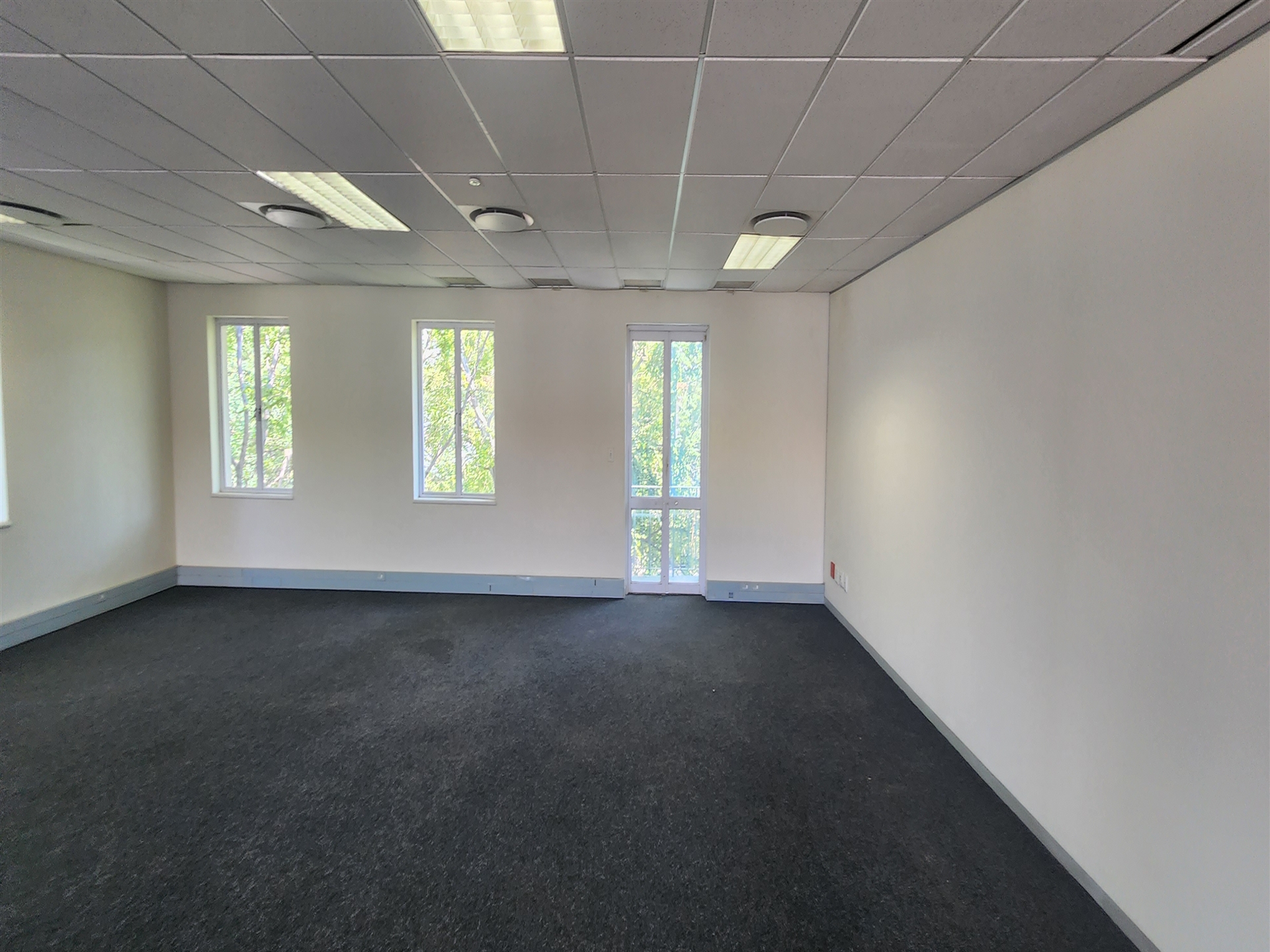 To Let commercial Property for Rent in Wierda Valley Gauteng