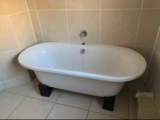 To Let 2 Bedroom Property for Rent in Olivedale Gauteng