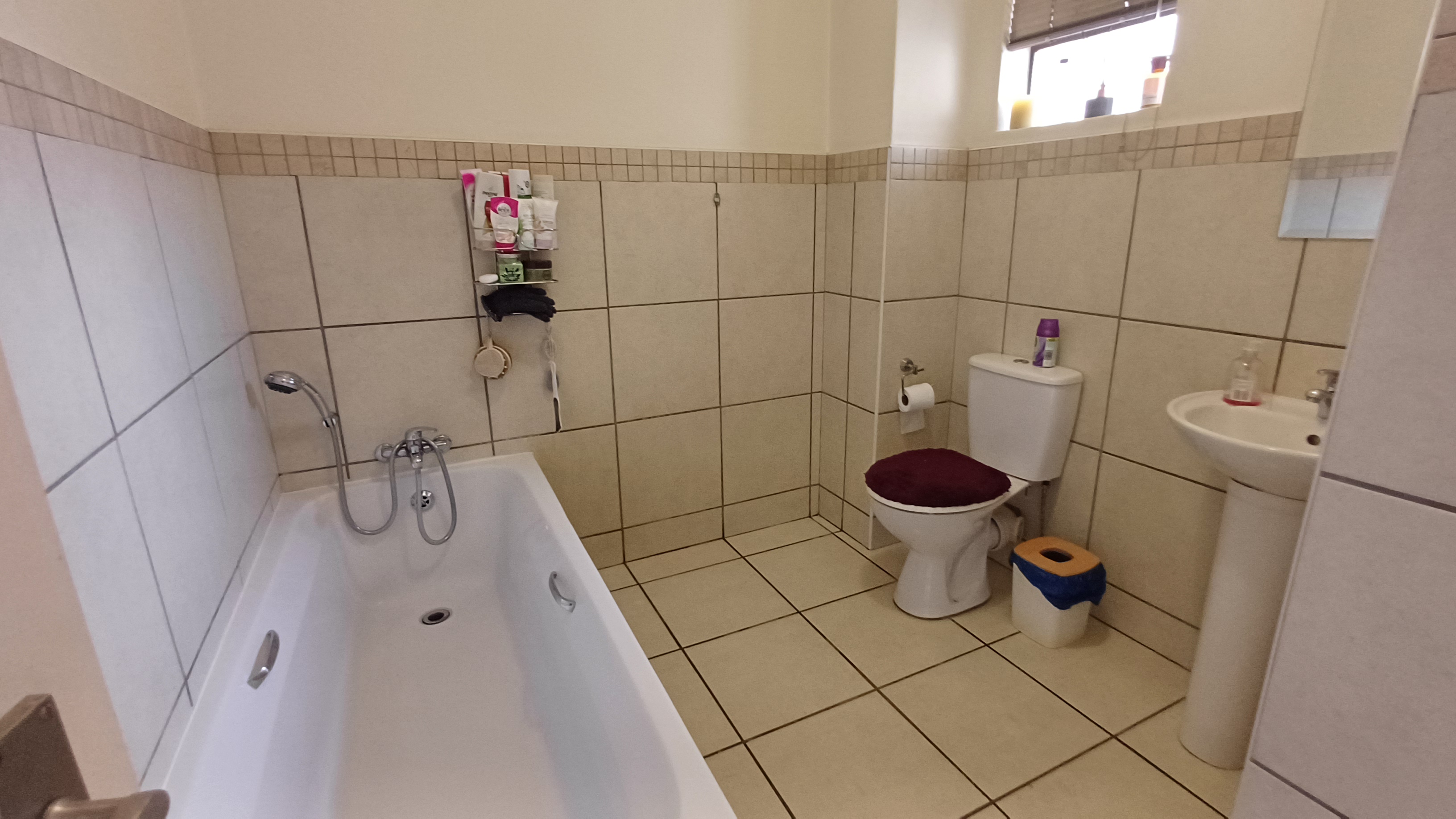 To Let 0 Bedroom Property for Rent in Barbeque Downs Gauteng