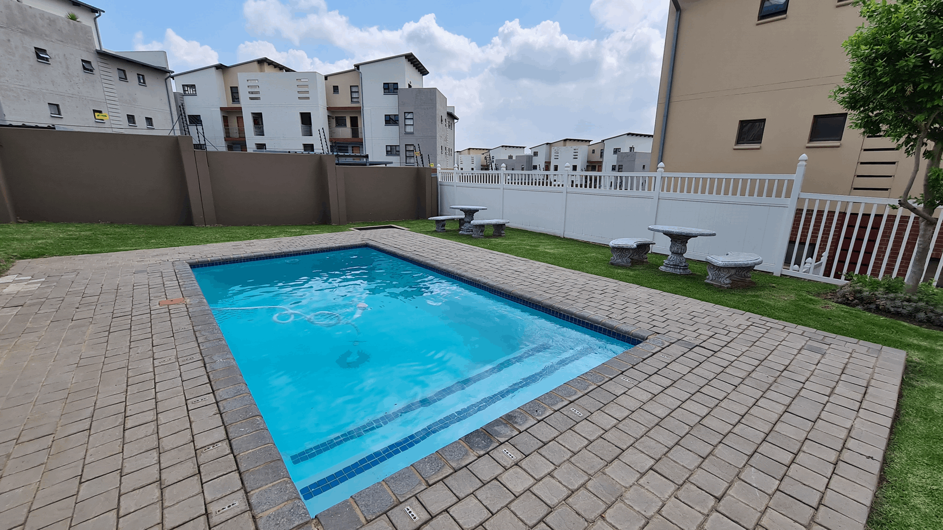 To Let 0 Bedroom Property for Rent in Barbeque Downs Gauteng