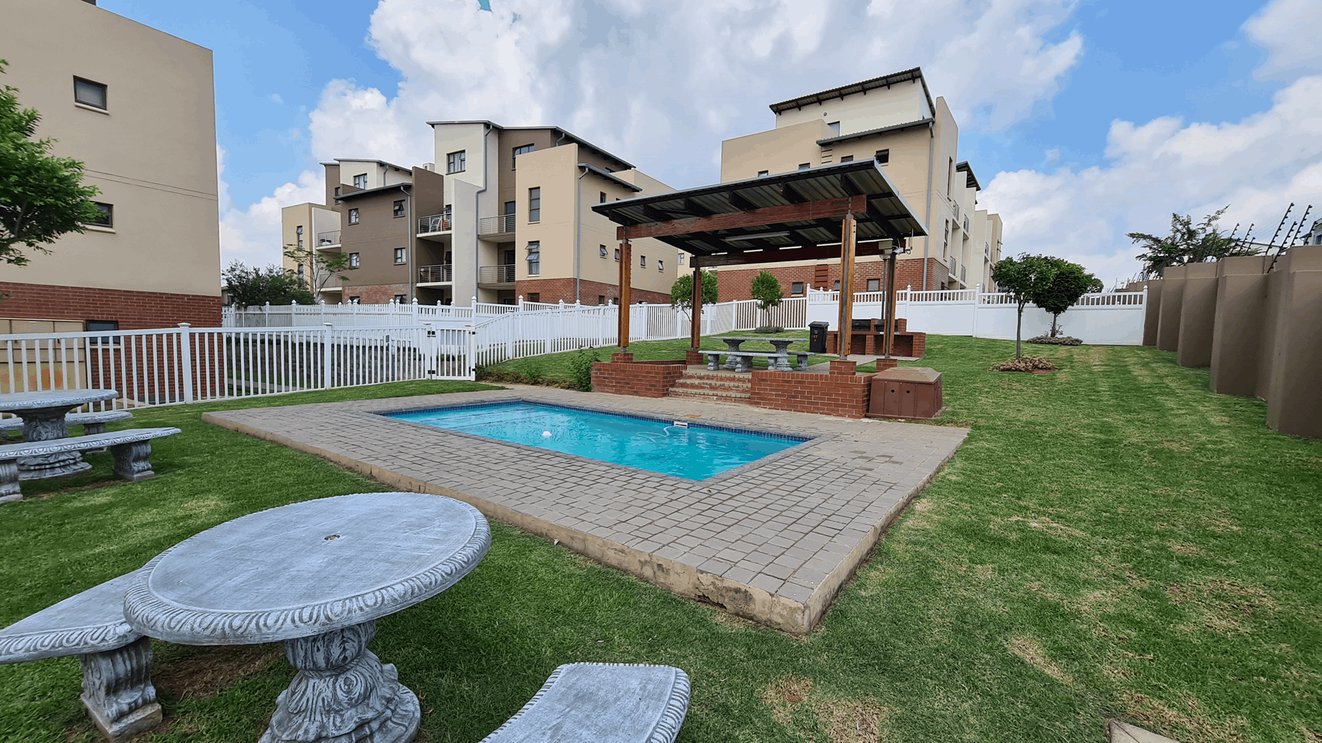 To Let 0 Bedroom Property for Rent in Barbeque Downs Gauteng