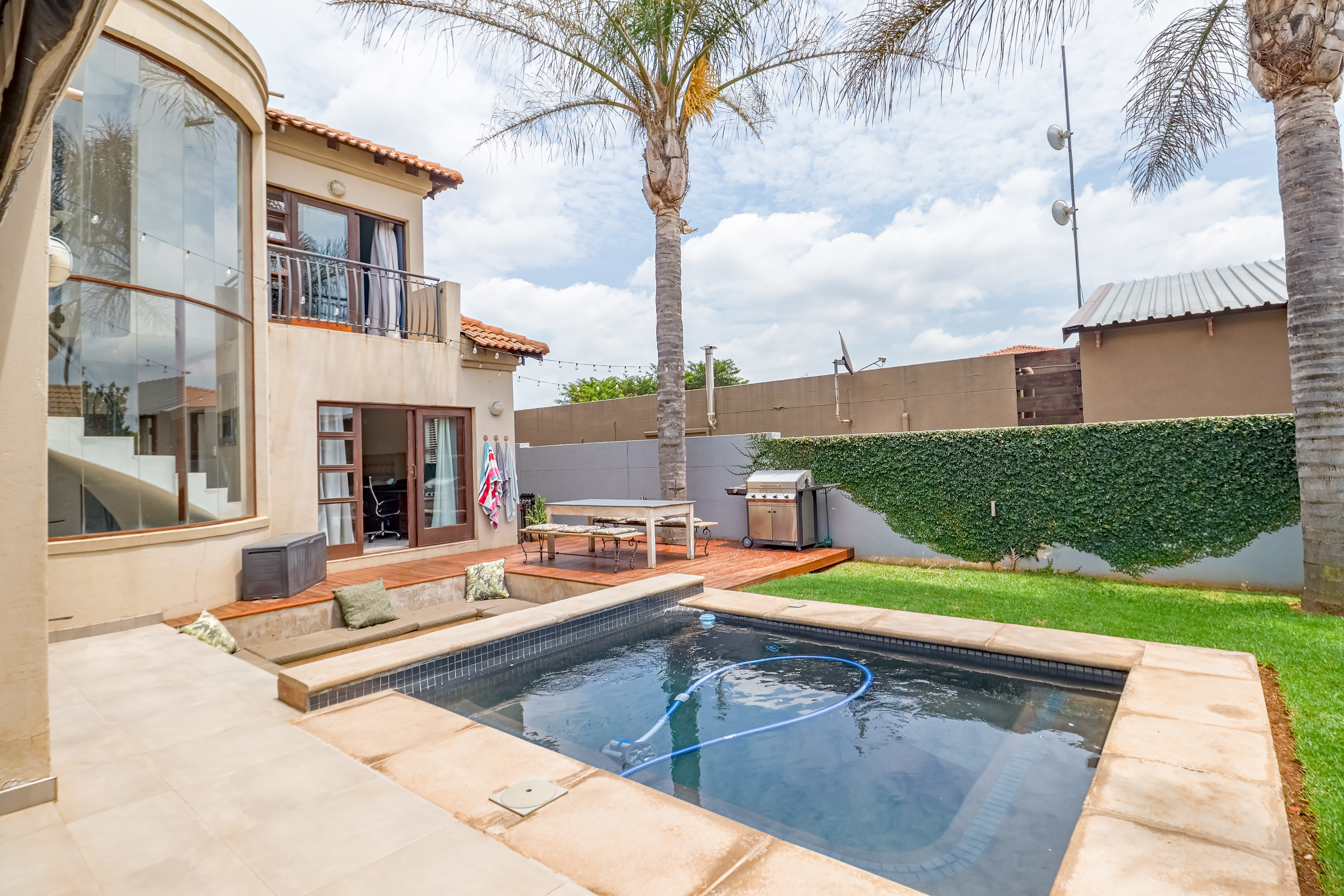 4 Bedroom Property for Sale in The Meadows Gauteng