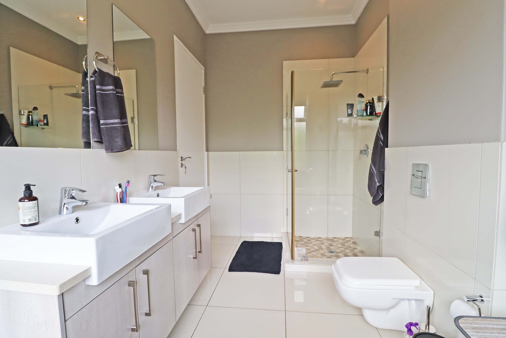 2 Bedroom Property for Sale in Bryanston Gauteng