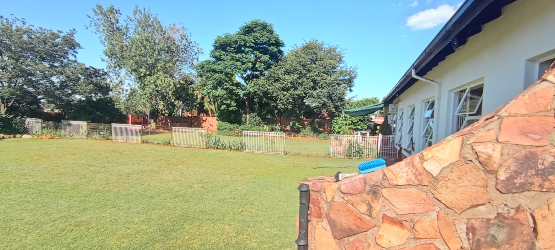 8 Bedroom Property for Sale in Daggafontein Gauteng