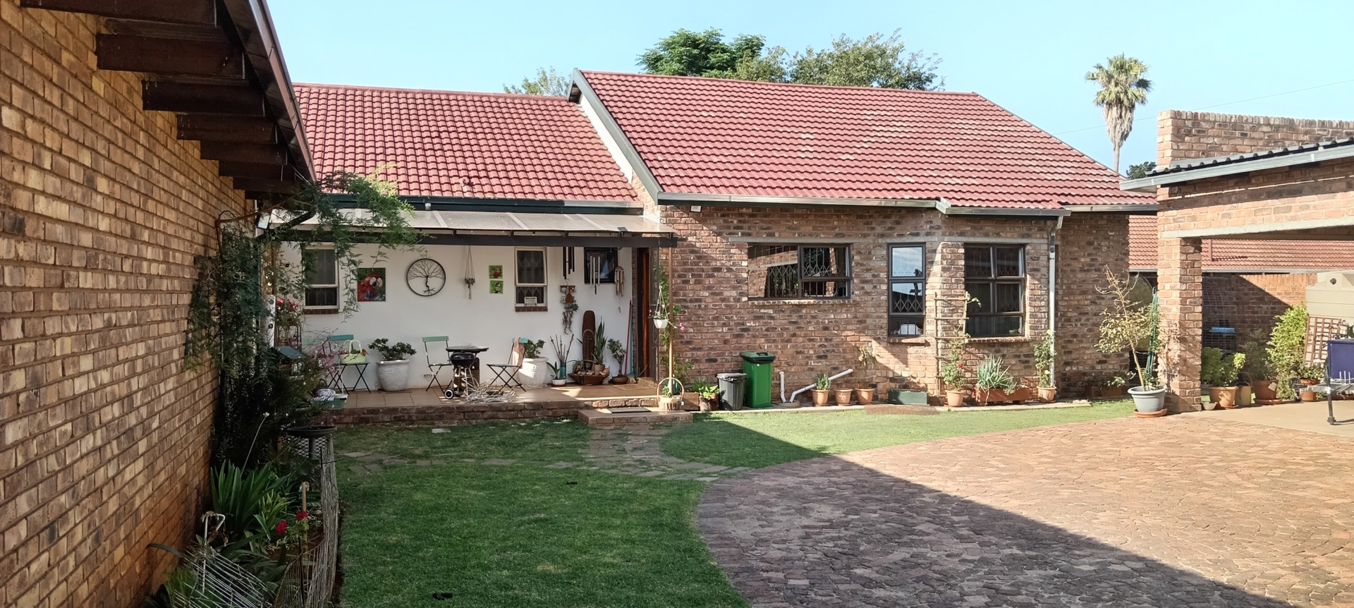 8 Bedroom Property for Sale in Daggafontein Gauteng