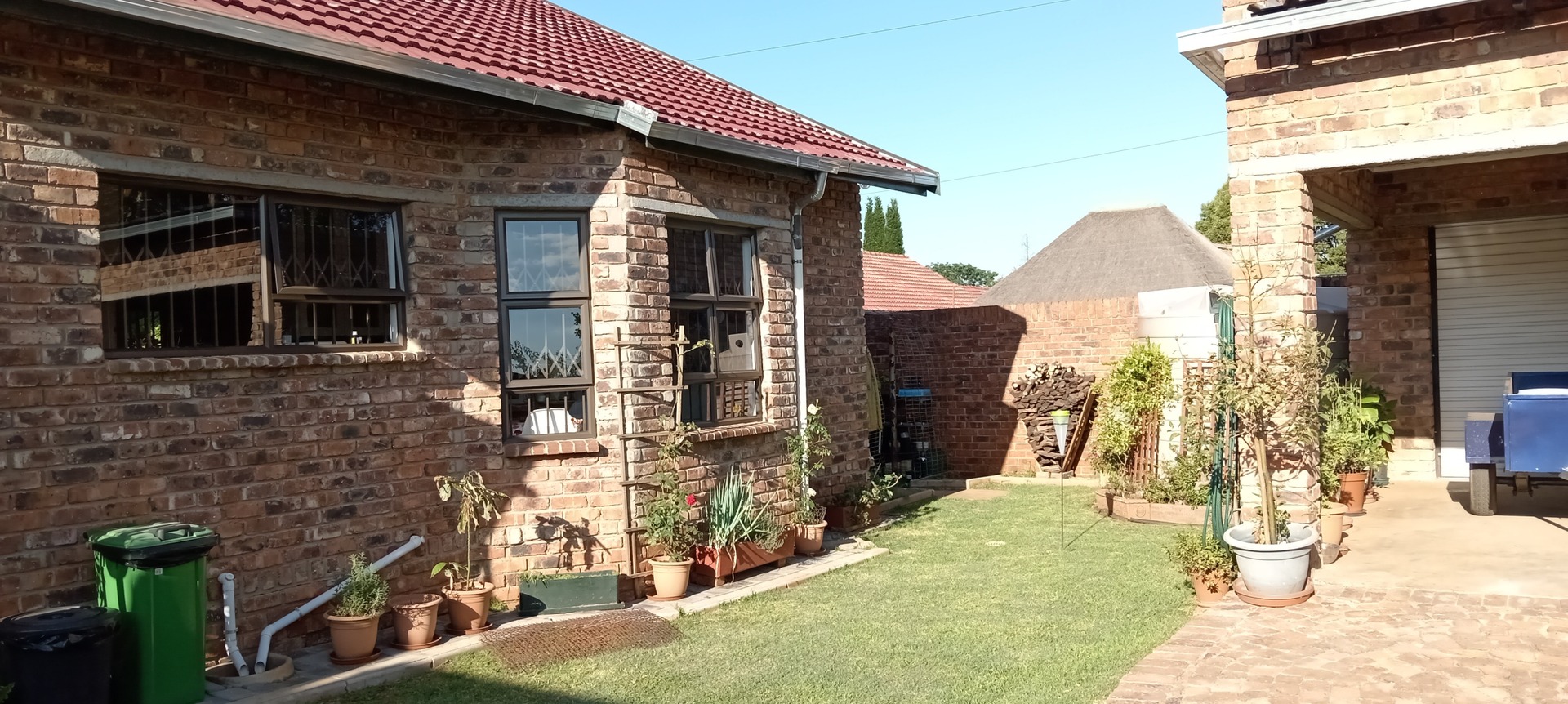 8 Bedroom Property for Sale in Daggafontein Gauteng