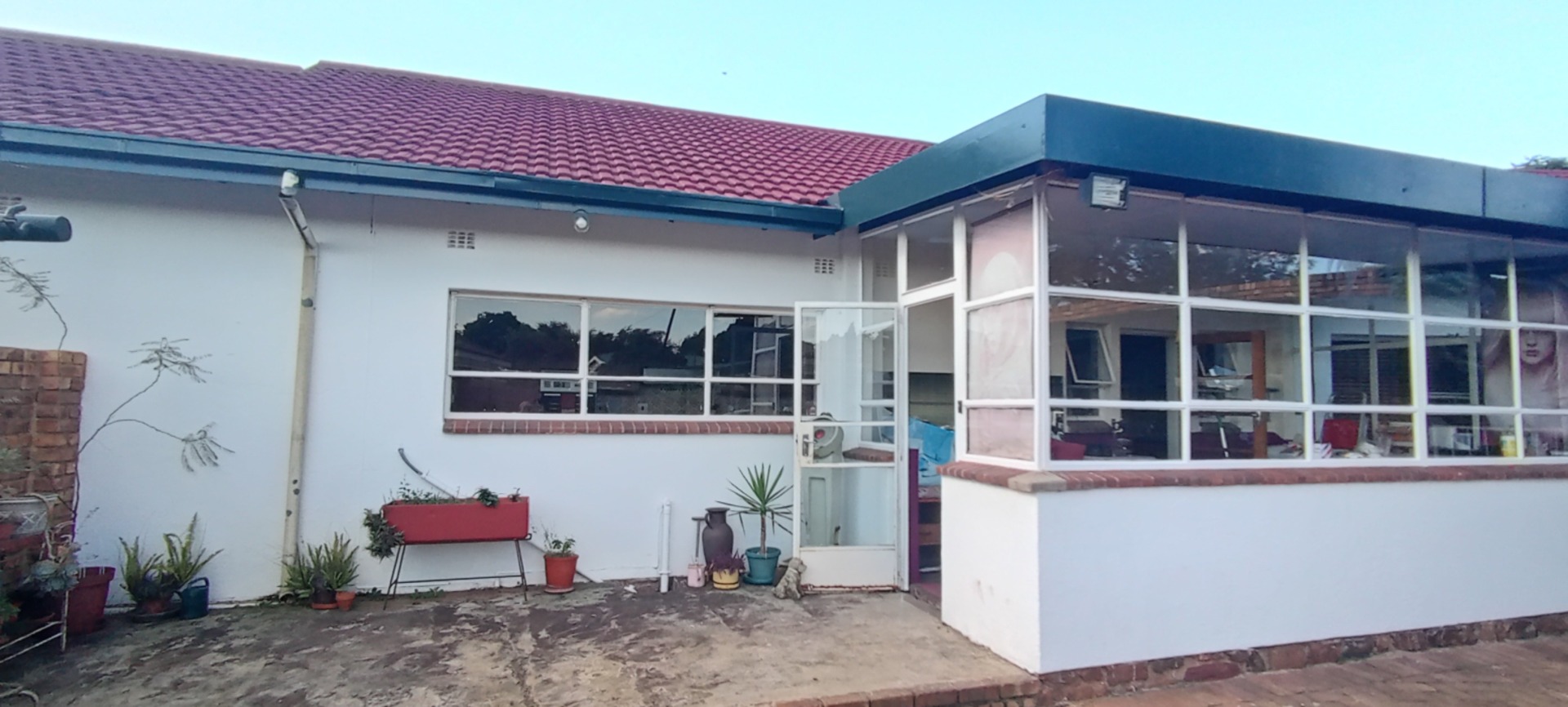 8 Bedroom Property for Sale in Daggafontein Gauteng