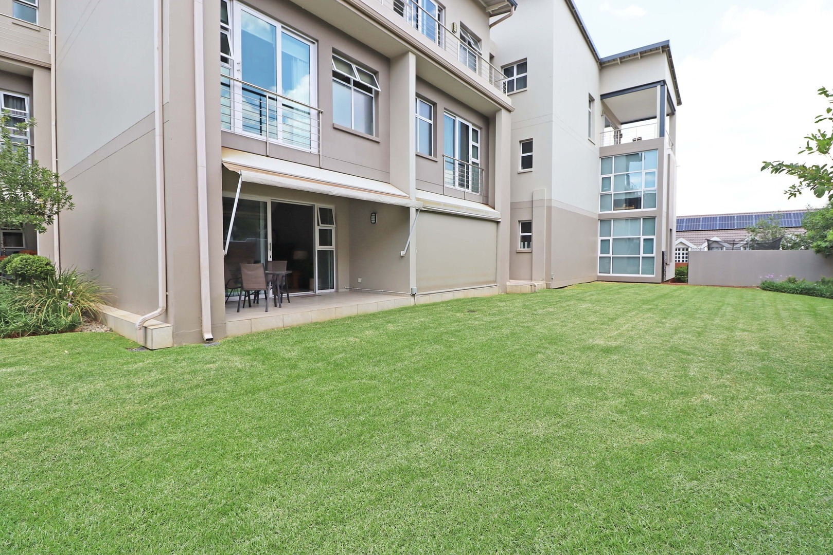 To Let 2 Bedroom Property for Rent in Bryanston Gauteng