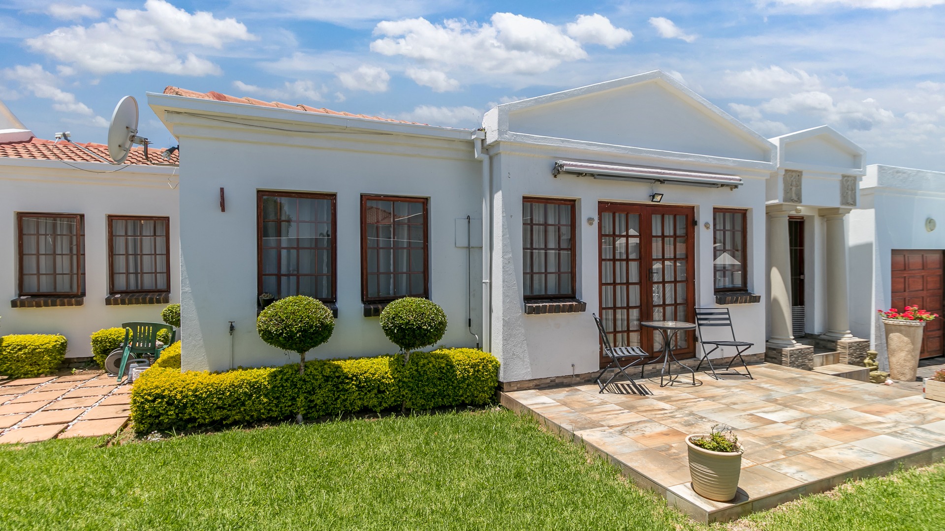 2 Bedroom Property for Sale in Halfway Gardens Gauteng