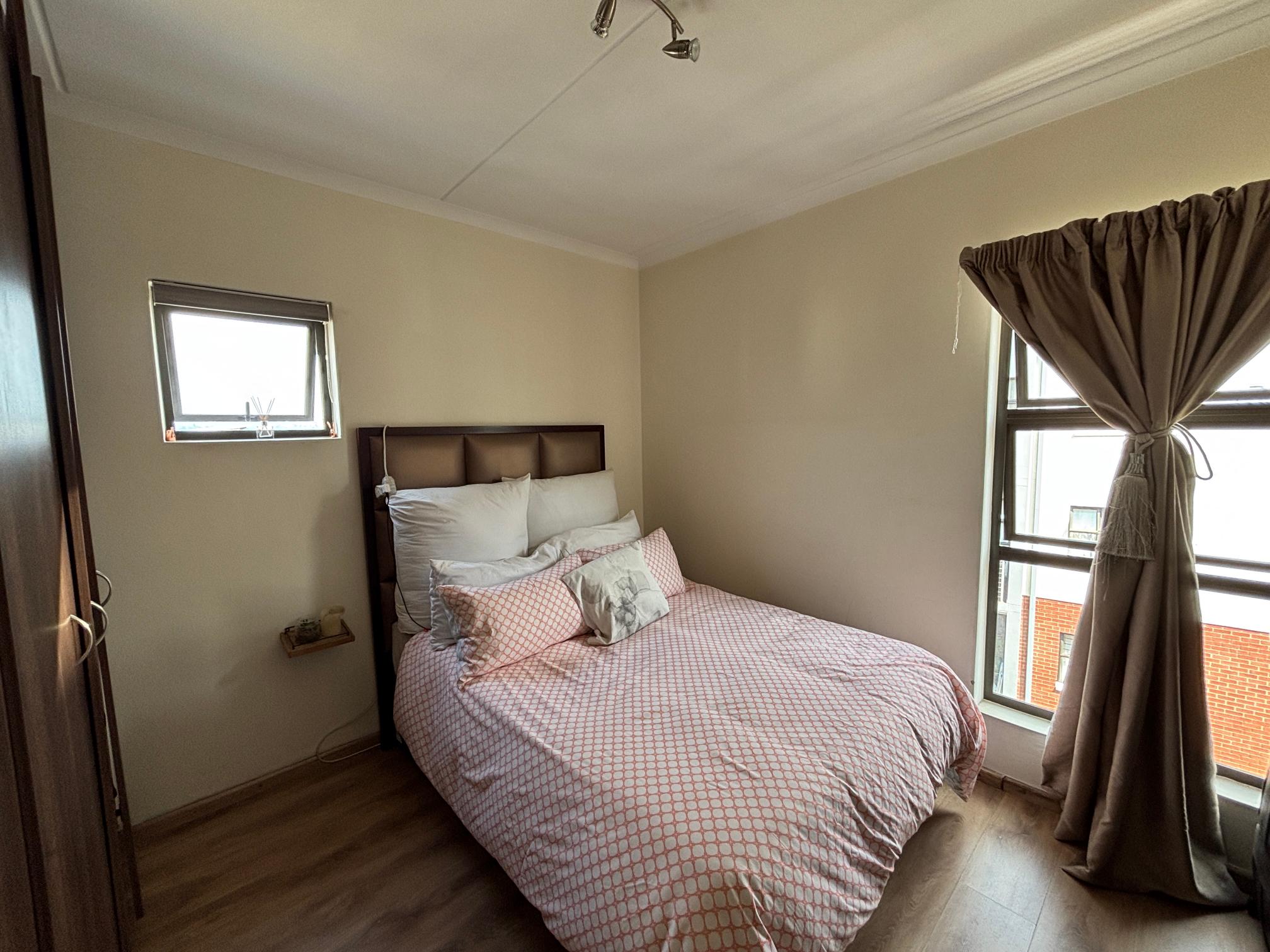 3 Bedroom Property for Sale in Barbeque Downs Gauteng