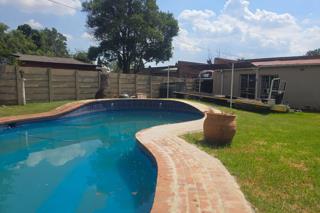 3 Bedroom Property for Sale in Estera Gauteng