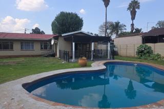 3 Bedroom Property for Sale in Estera Gauteng