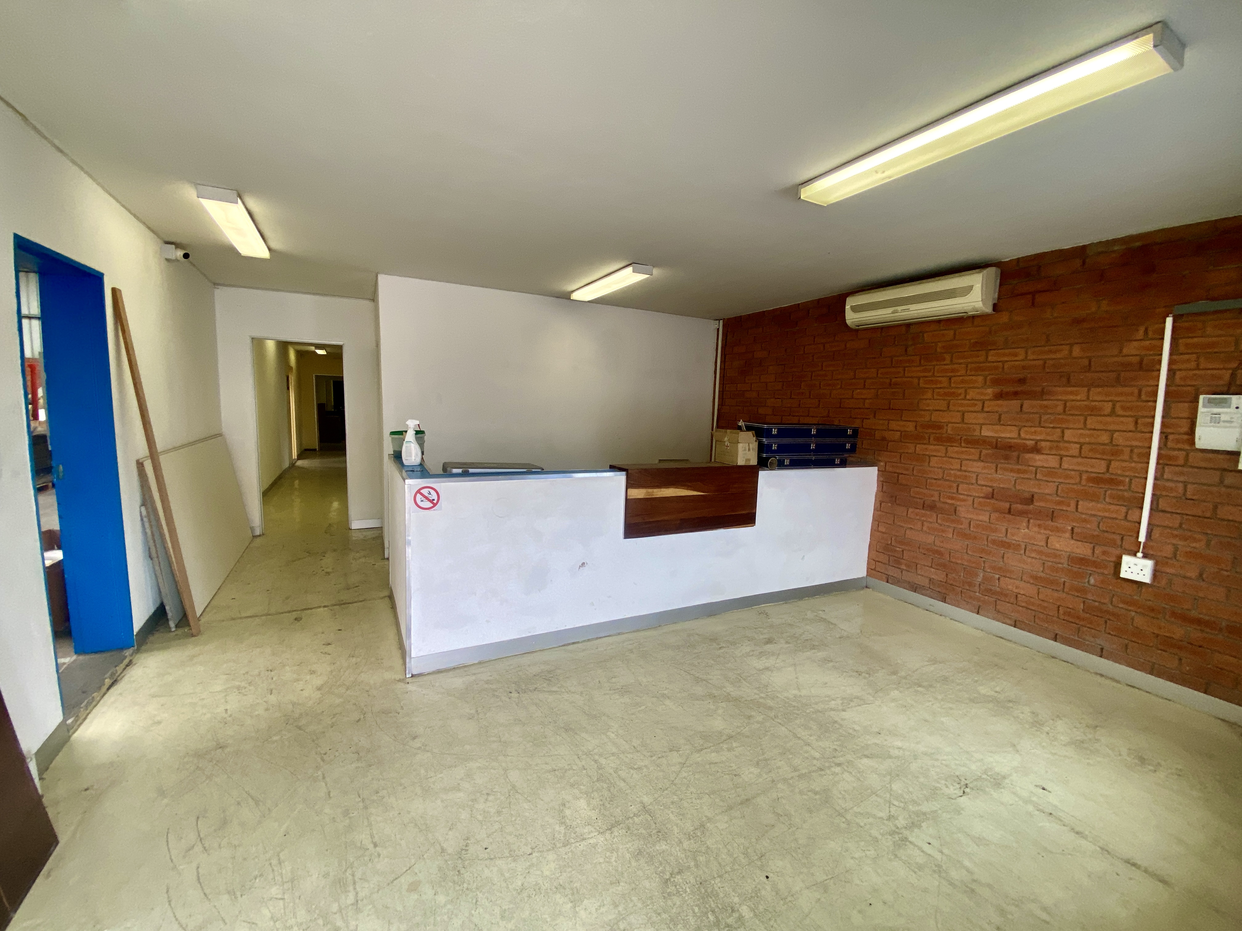 To Let commercial Property for Rent in Randjespark Gauteng