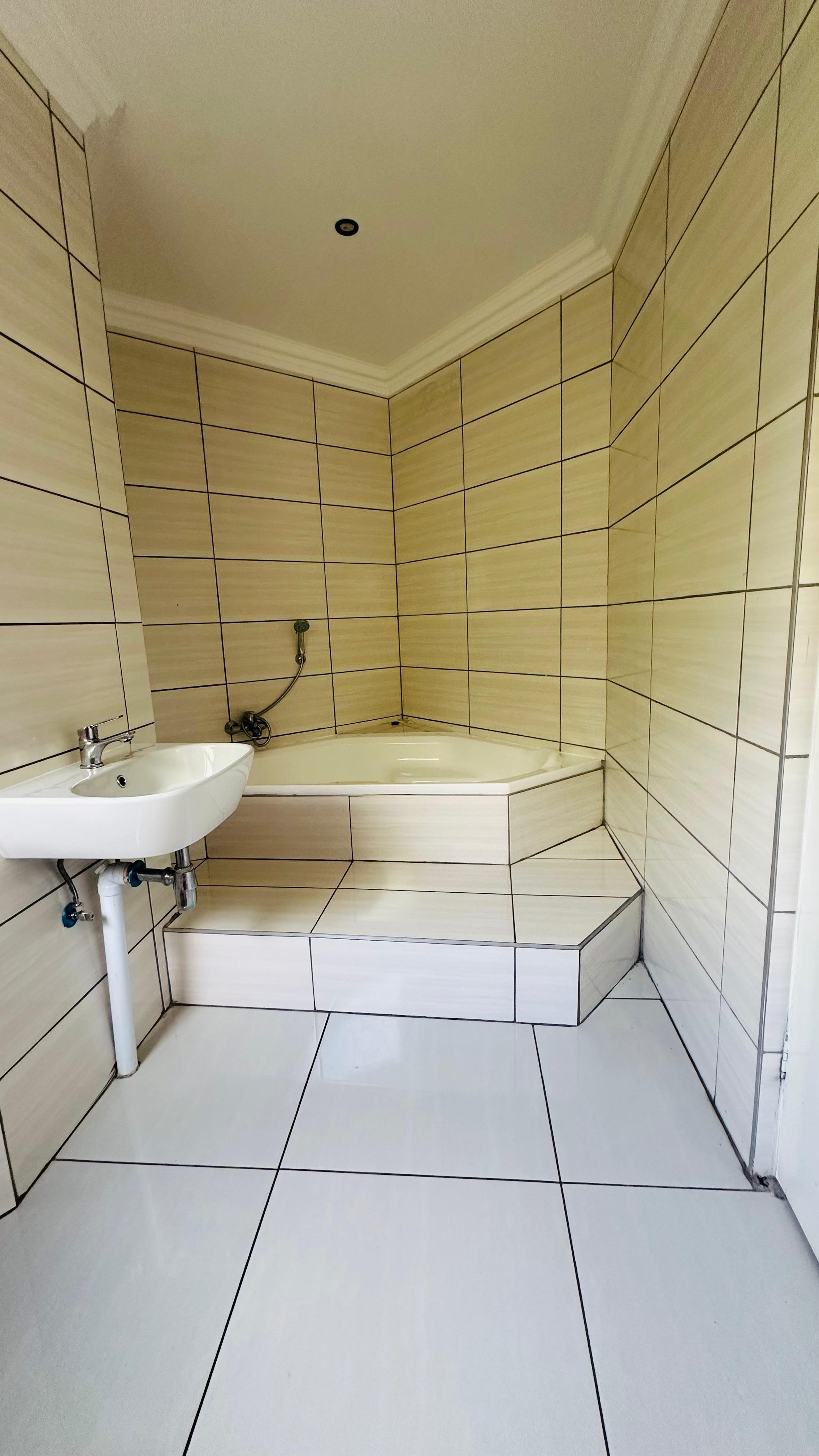 5 Bedroom Property for Sale in Van Riebeeck Park Gauteng