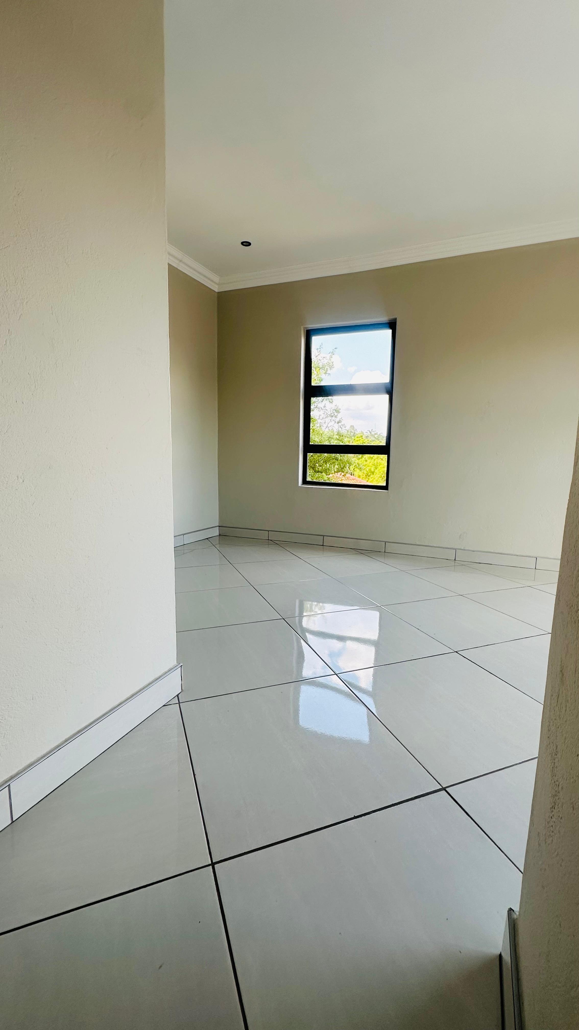 5 Bedroom Property for Sale in Van Riebeeck Park Gauteng