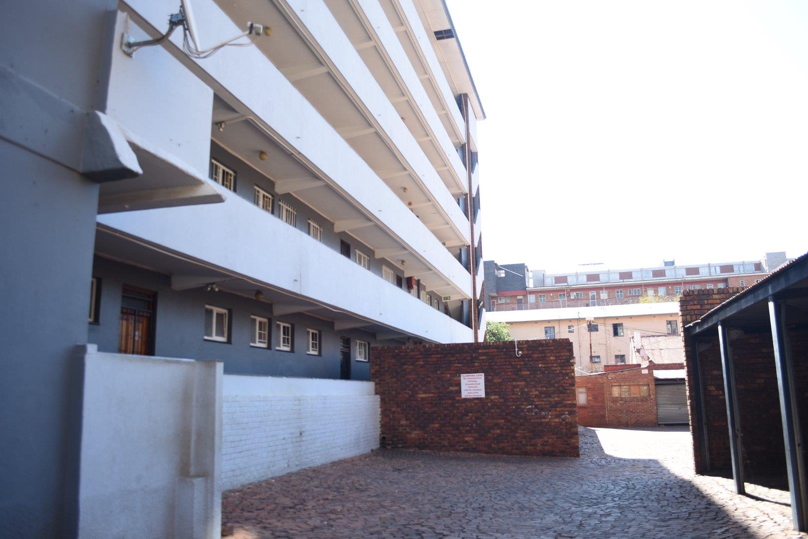 2 Bedroom Property for Sale in Pretoria Central Gauteng