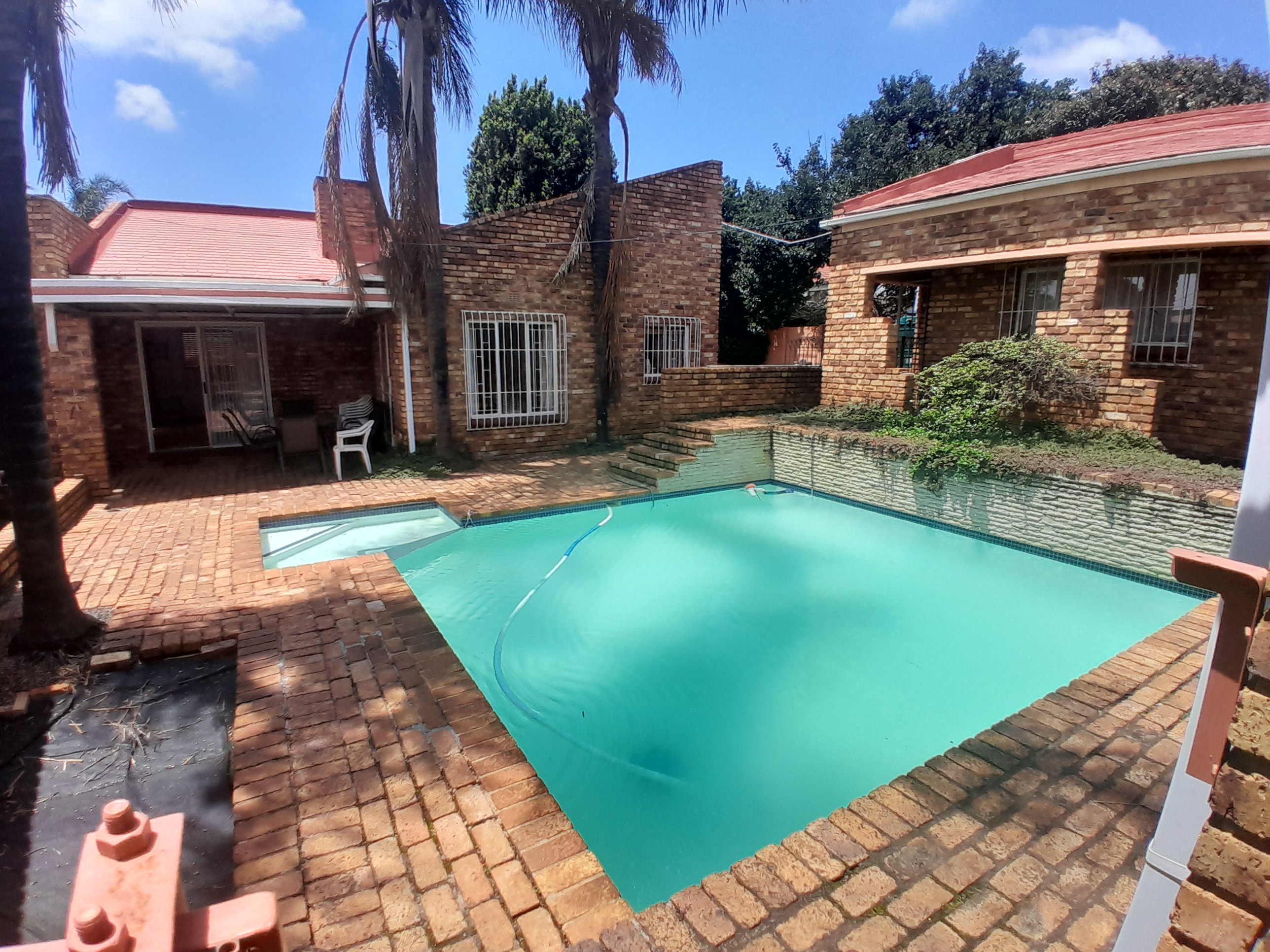 3 Bedroom Property for Sale in Helderkruin View Gauteng