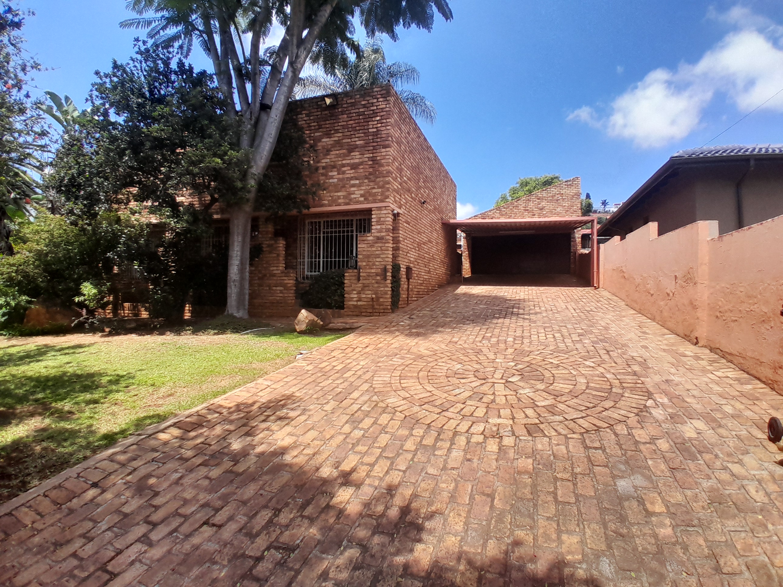 3 Bedroom Property for Sale in Helderkruin View Gauteng