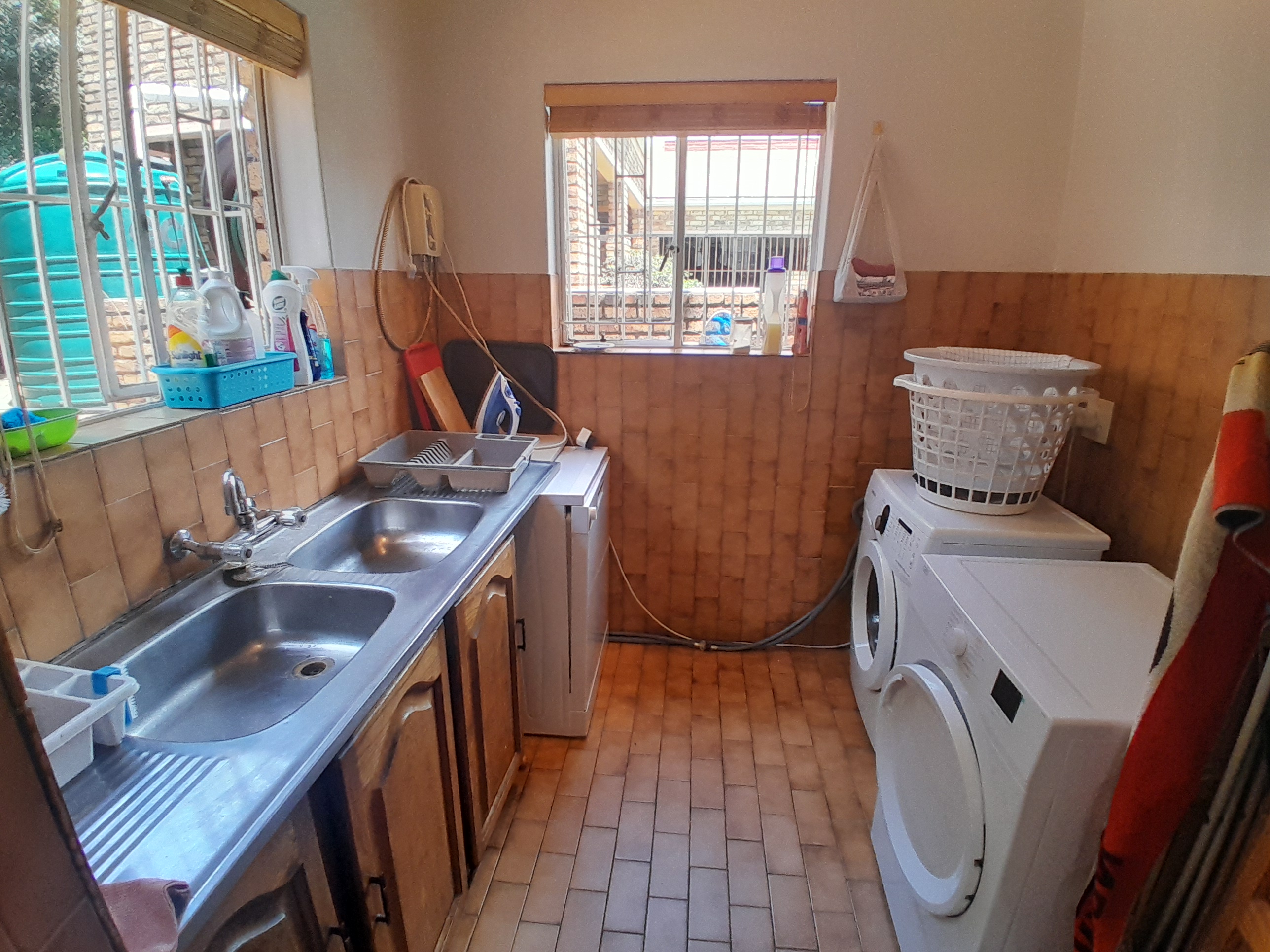 3 Bedroom Property for Sale in Helderkruin View Gauteng