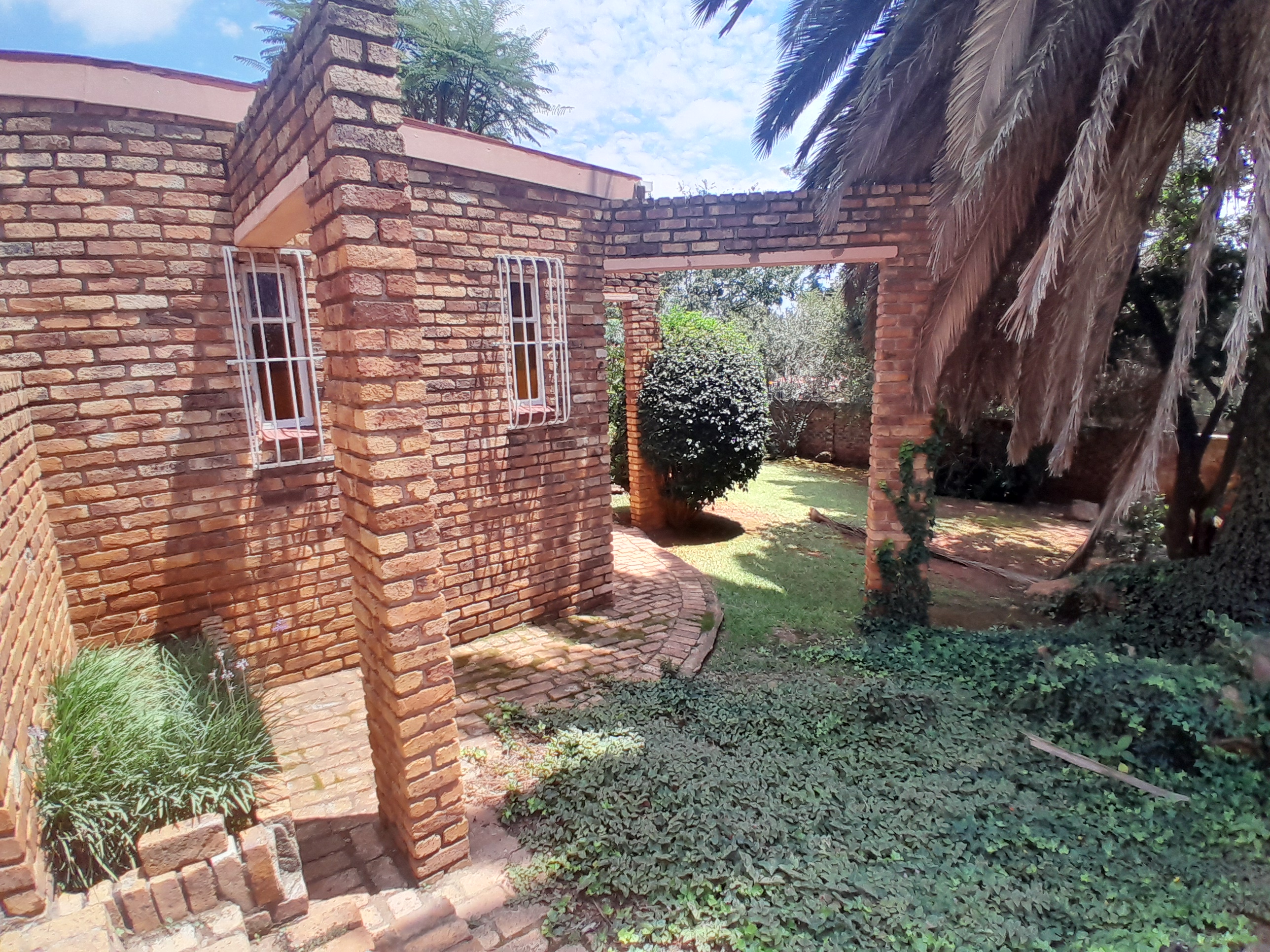 3 Bedroom Property for Sale in Helderkruin View Gauteng