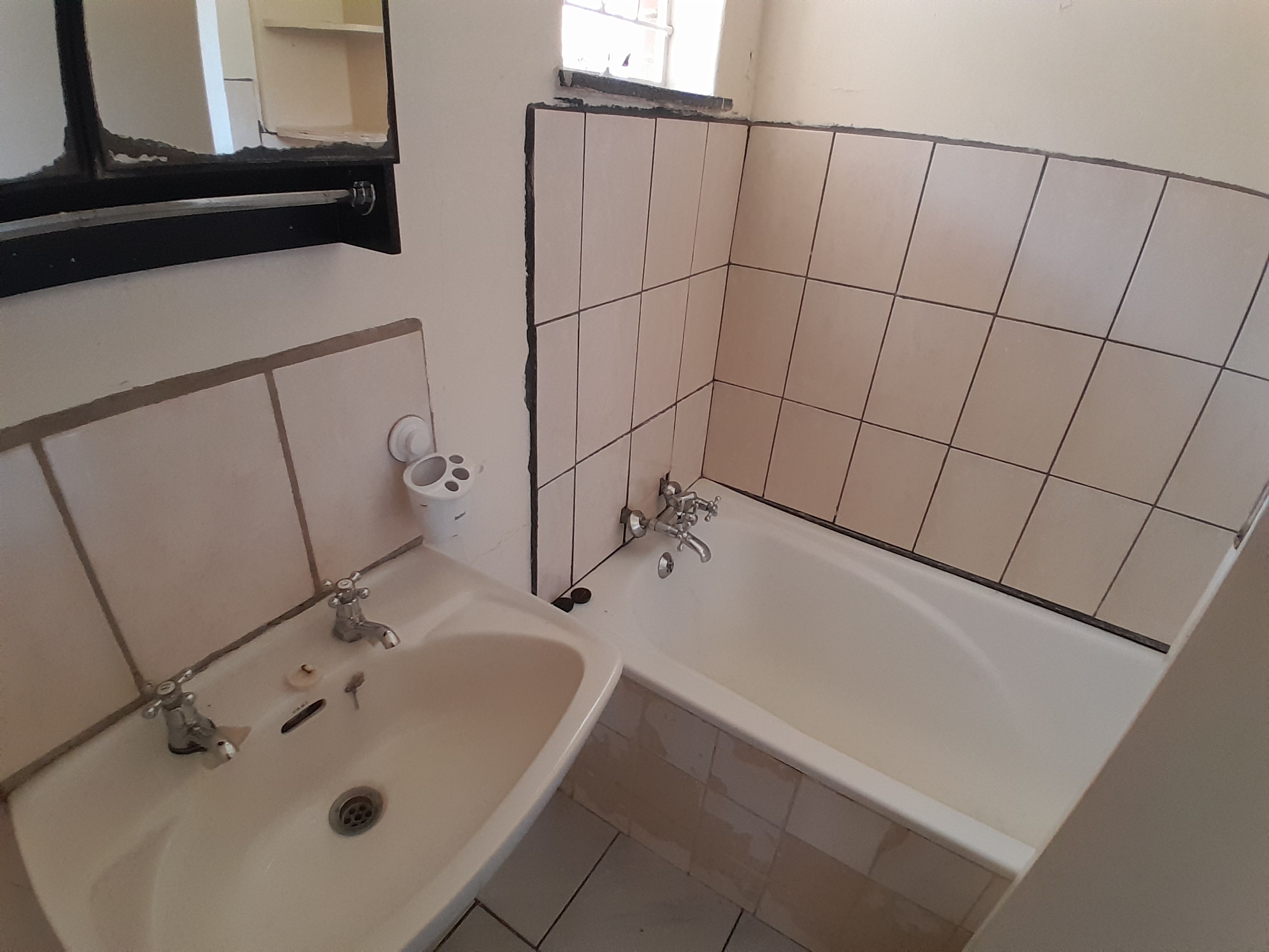 3 Bedroom Property for Sale in Witpoortjie Gauteng