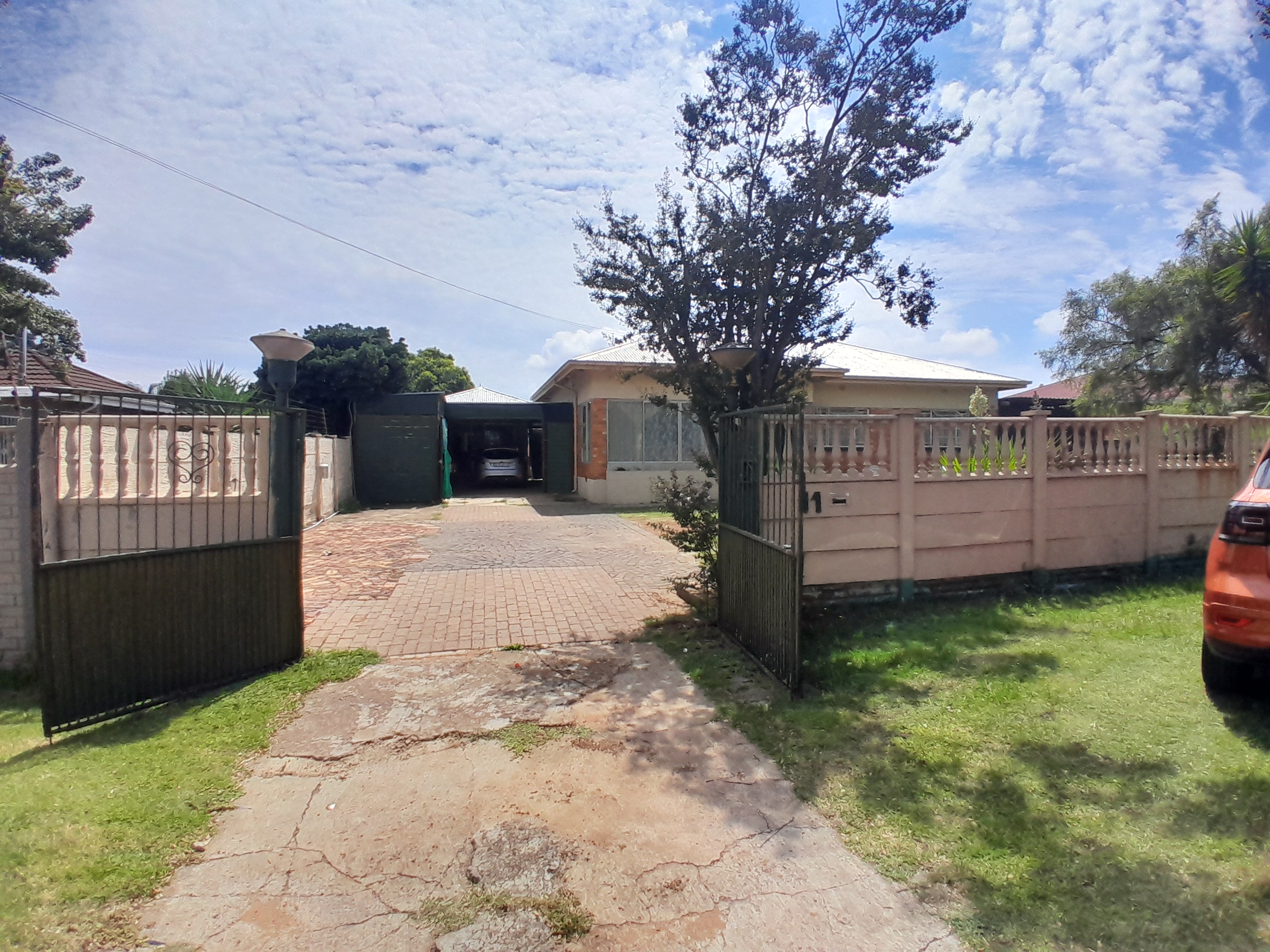 3 Bedroom Property for Sale in Witpoortjie Gauteng