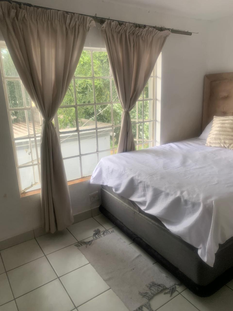 To Let 2 Bedroom Property for Rent in Glen Austin Gauteng