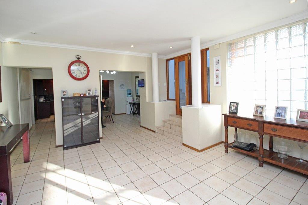 4 Bedroom Property for Sale in Dowerglen Ext 5 Gauteng