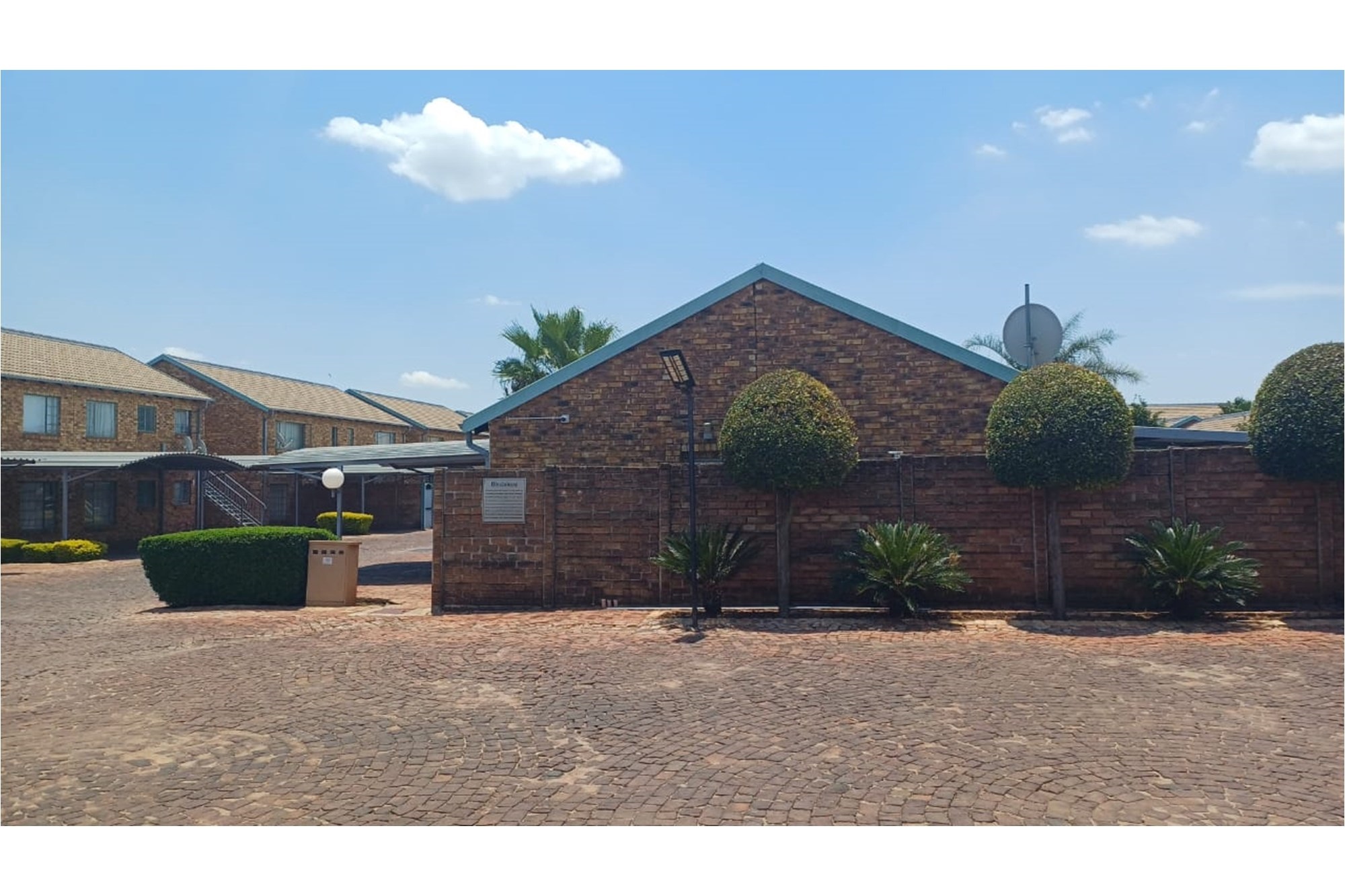 To Let 2 Bedroom Property for Rent in Sinoville Gauteng