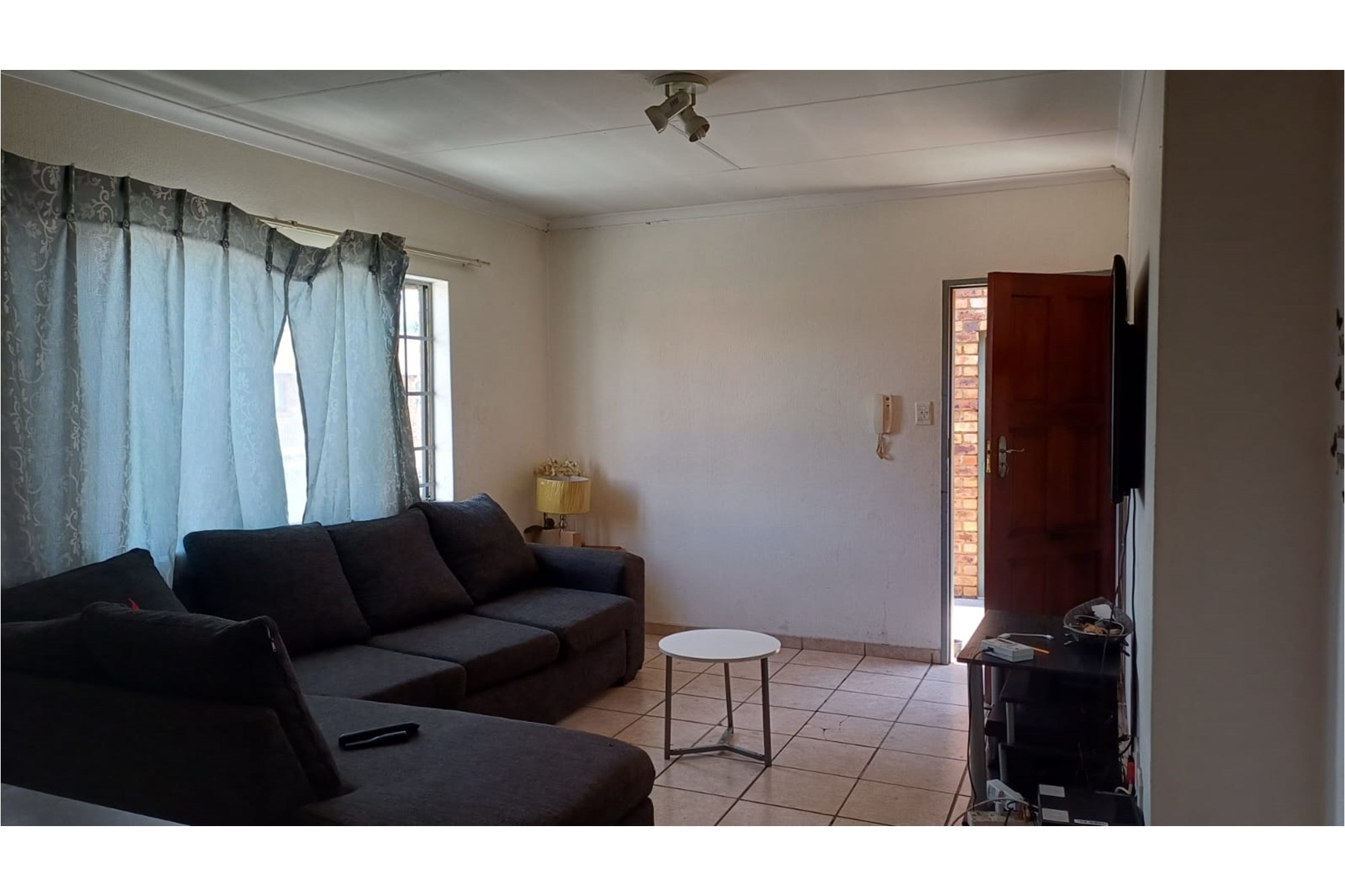 To Let 2 Bedroom Property for Rent in Sinoville Gauteng